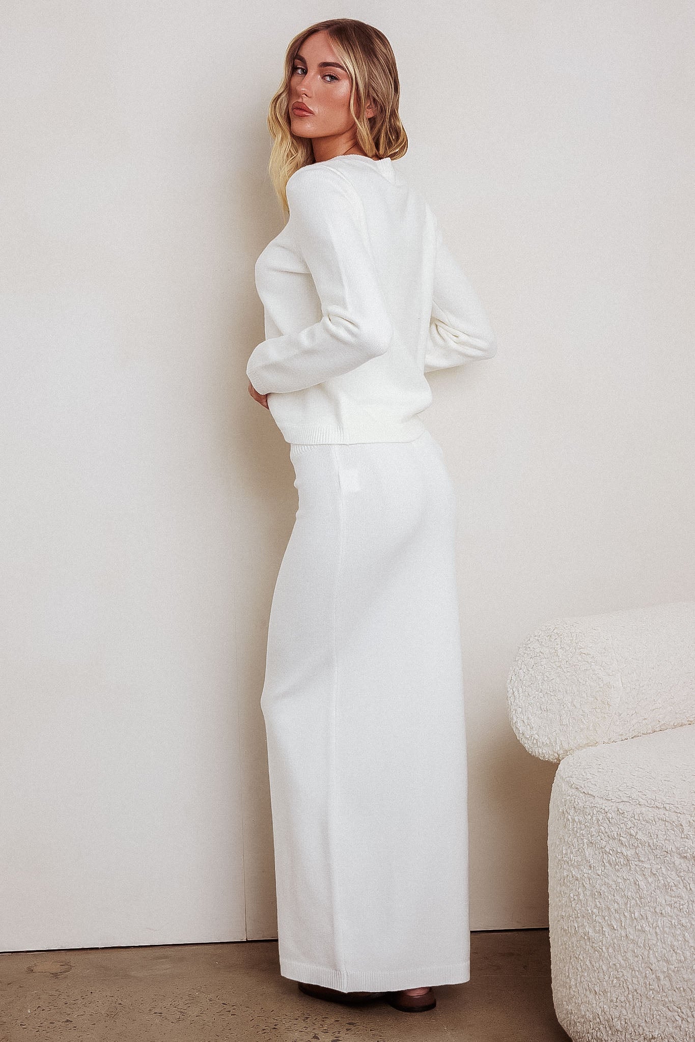 Autumn Breeze Knit Maxi Skirt Off White-Maymioy