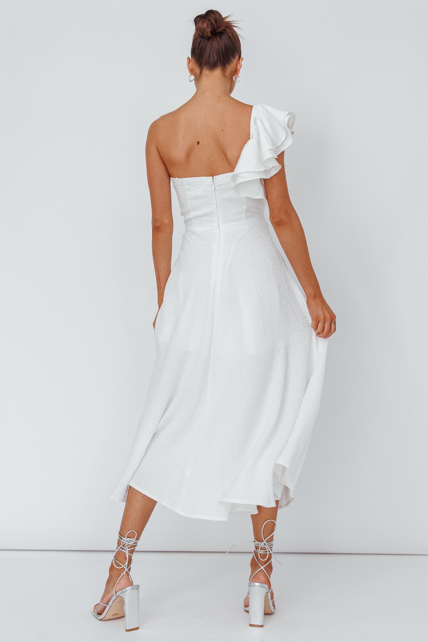 Jolina Ruffle Shoulder Midi Dress White-Maymioy