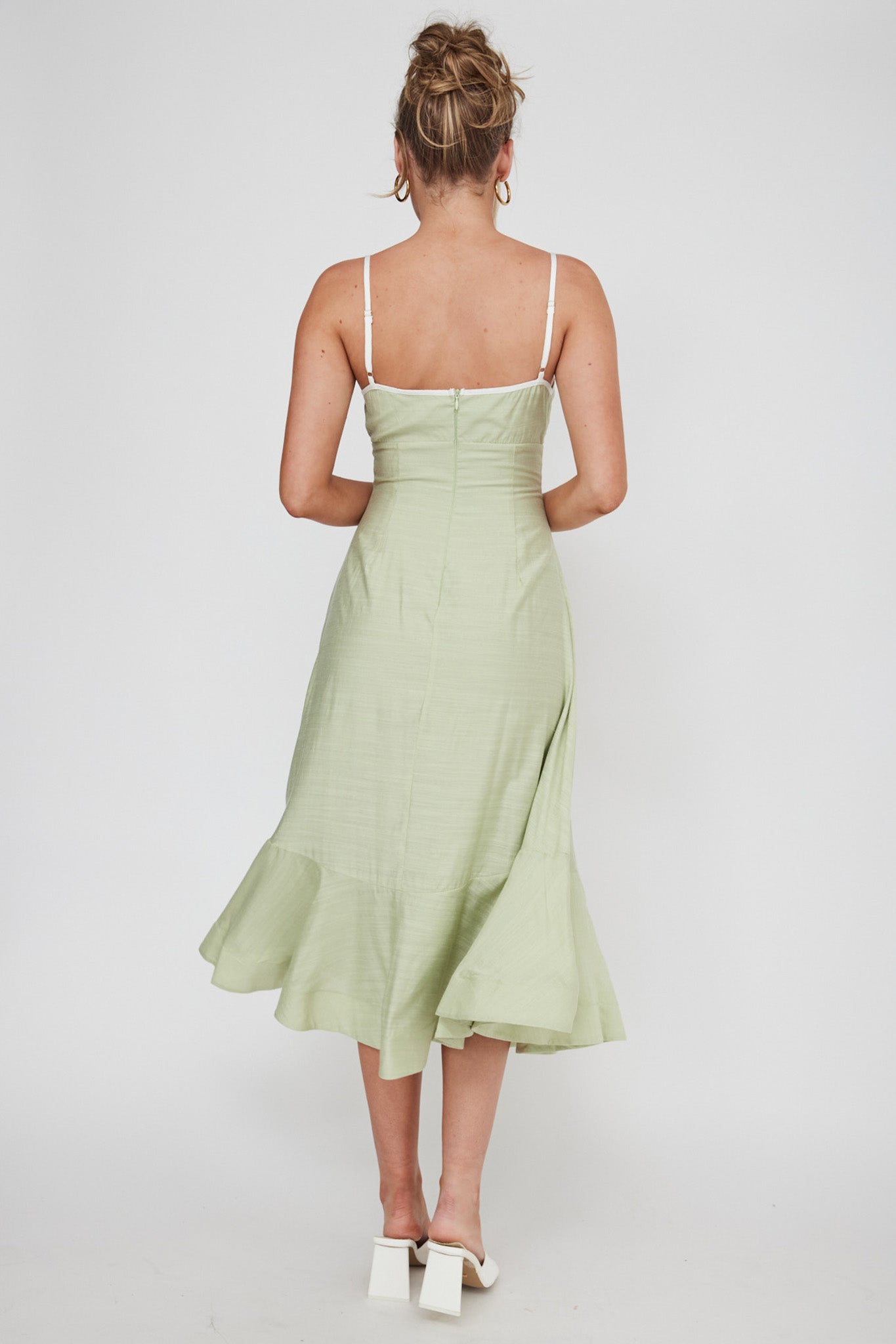 Noni Cami Strap Swing Midi Dress Pistachio-Maymioy