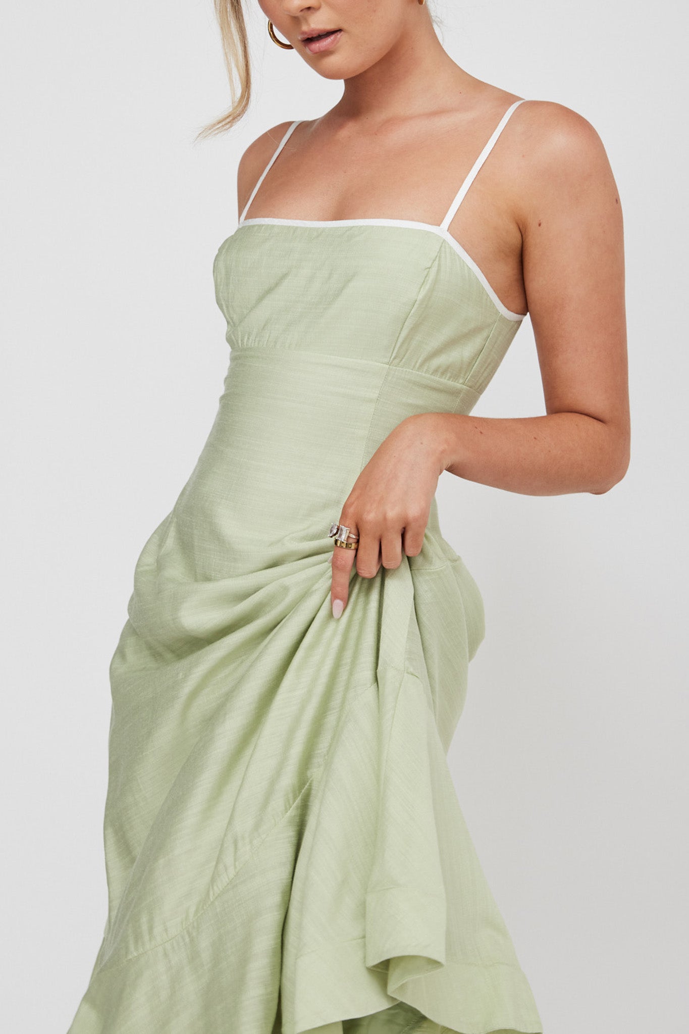 Noni Cami Strap Swing Midi Dress Pistachio-Maymioy