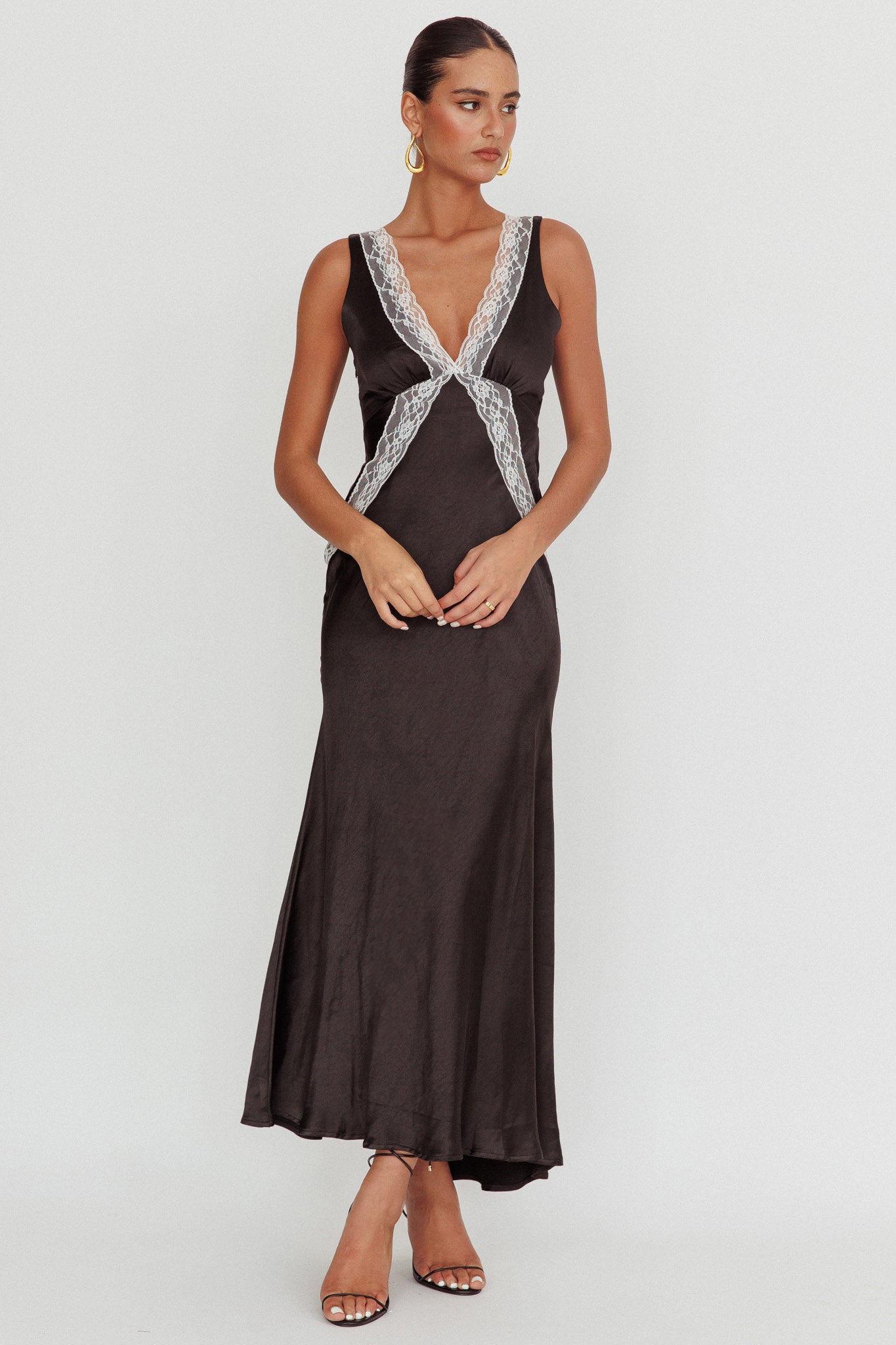 Ivonne Contrast Lace V-Neck Maxi Dress Black-Maymioy