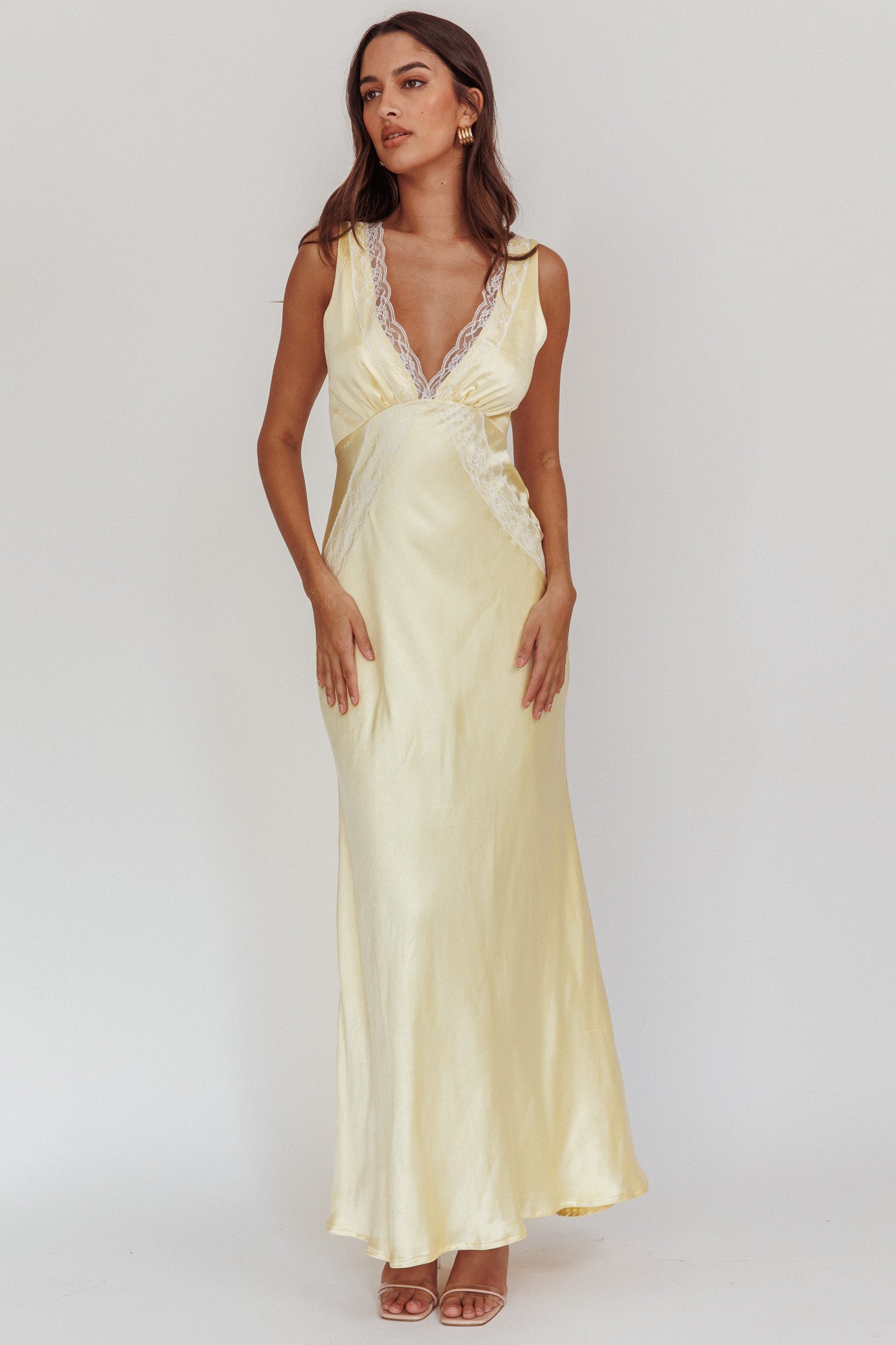 Ivonne Lace Trim V-Neck Maxi Dress Butter-Maymioy