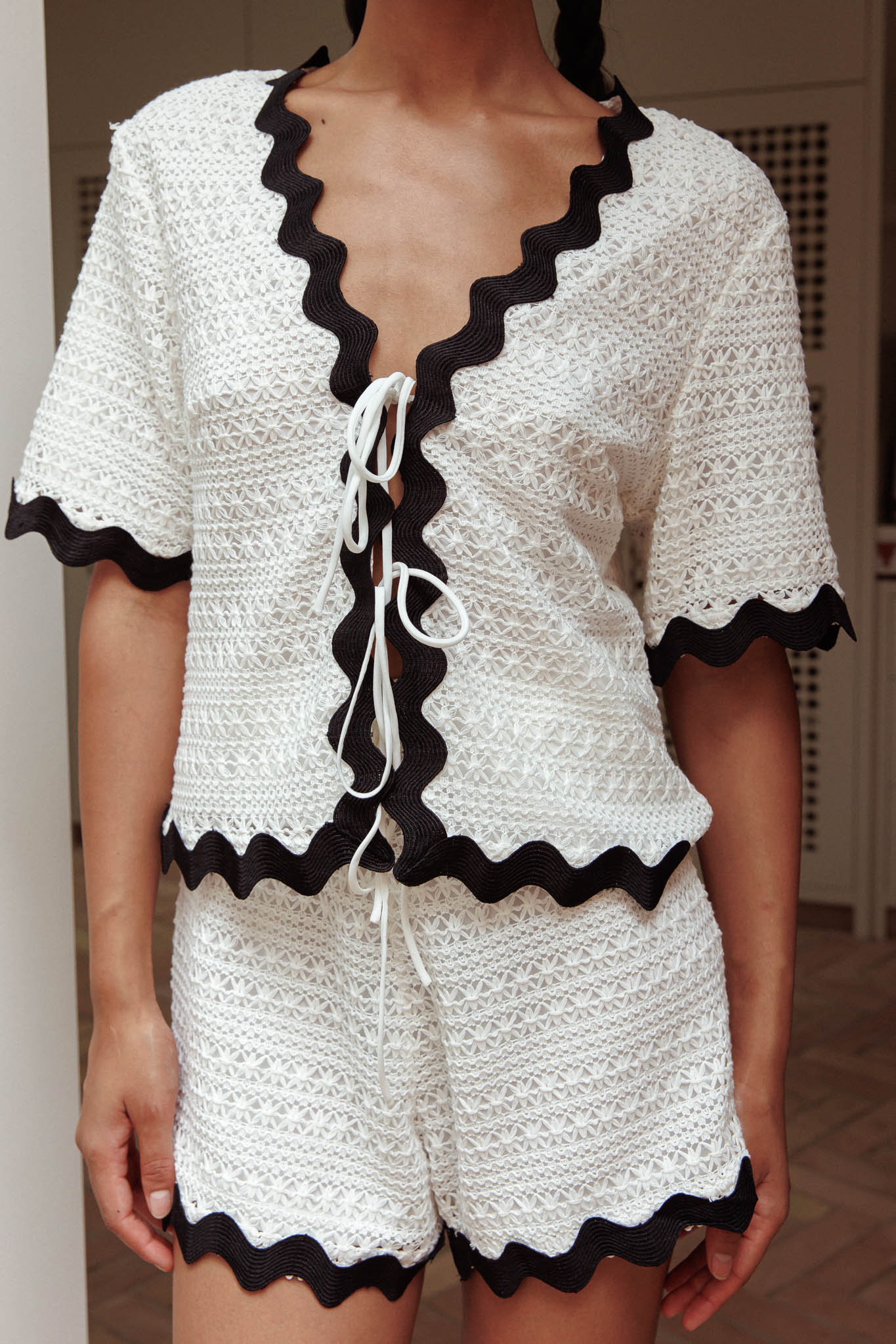 Breakaway Tie Front Shirt Crochet White-Maymioy