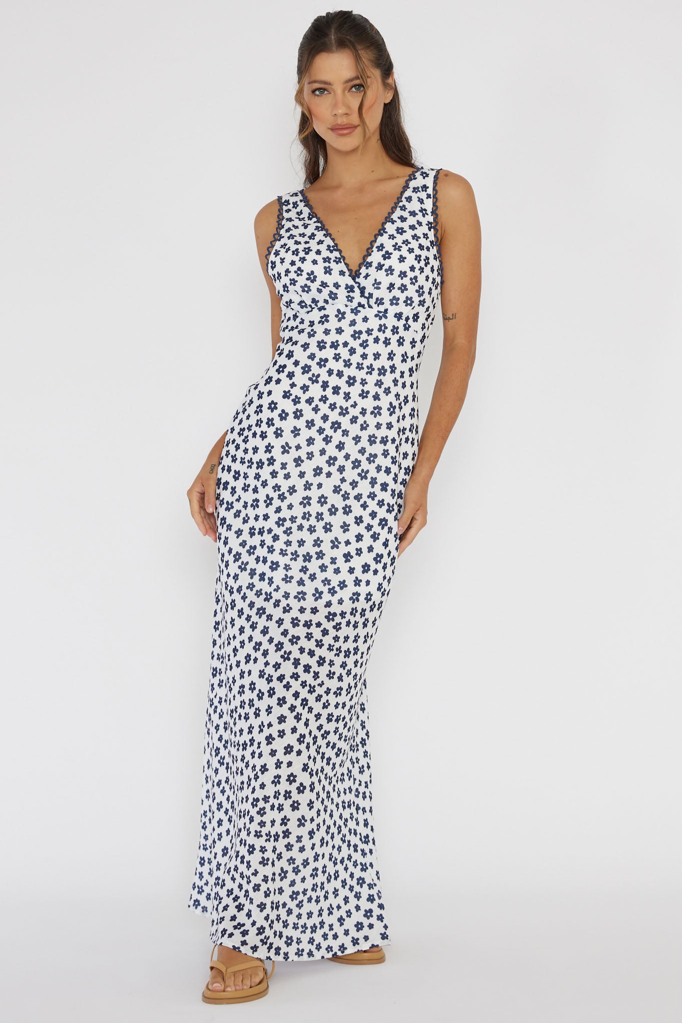 Miss Divine V-Neck Maxi Dress Flower Blue-Maymioy