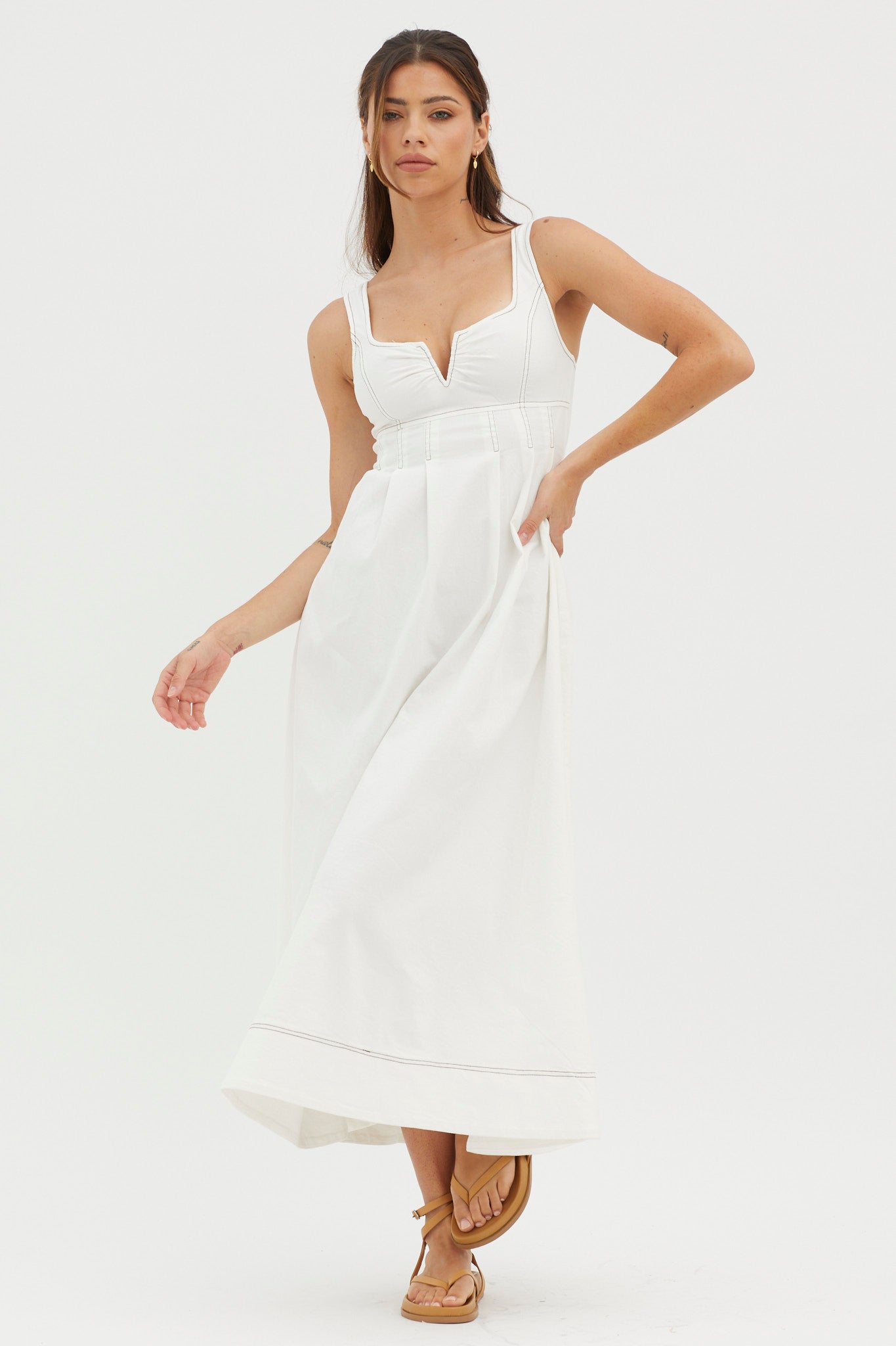Isadore V-Bust Midi Dress White-Maymioy