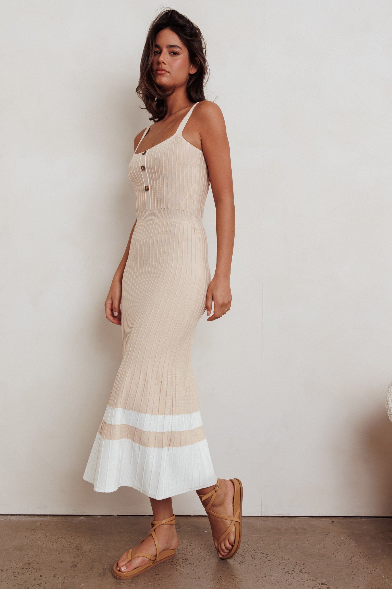 Cayla Contrast Ribbed Knit Maxi Dress Sand-Maymioy