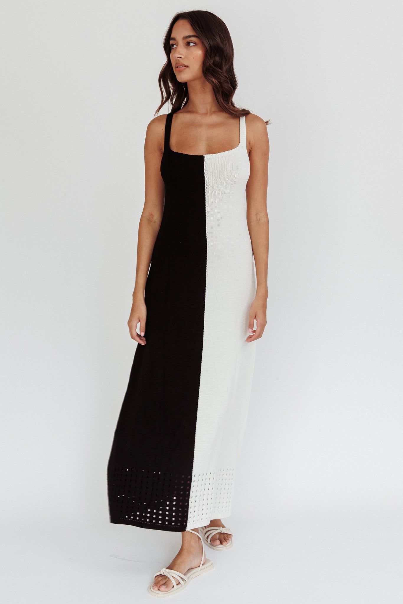 Sunday Fun Day Knit Maxi Dress Black Cream-Maymioy