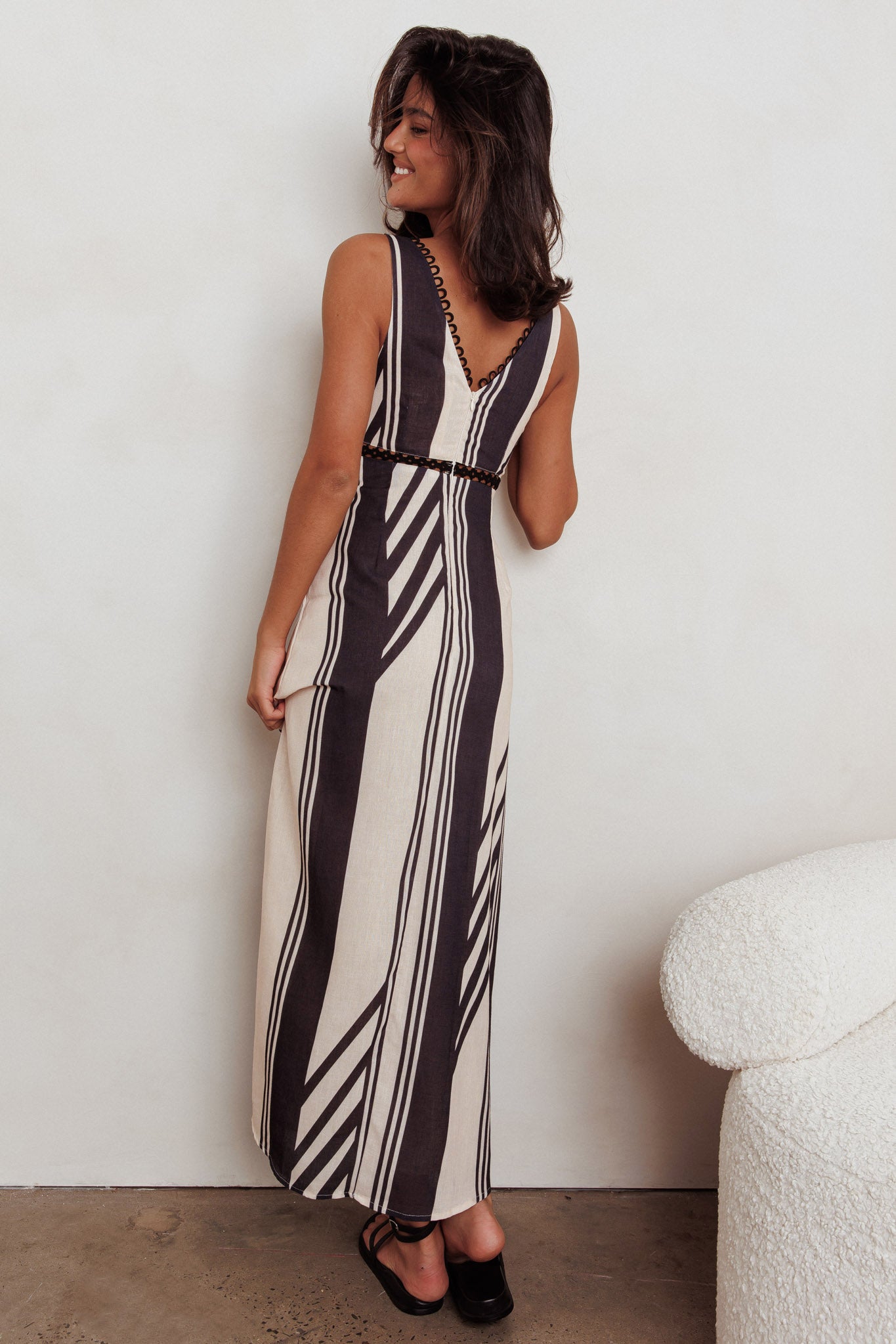 Cambria Sleeveless Striped Maxi Dress Black-Maymioy