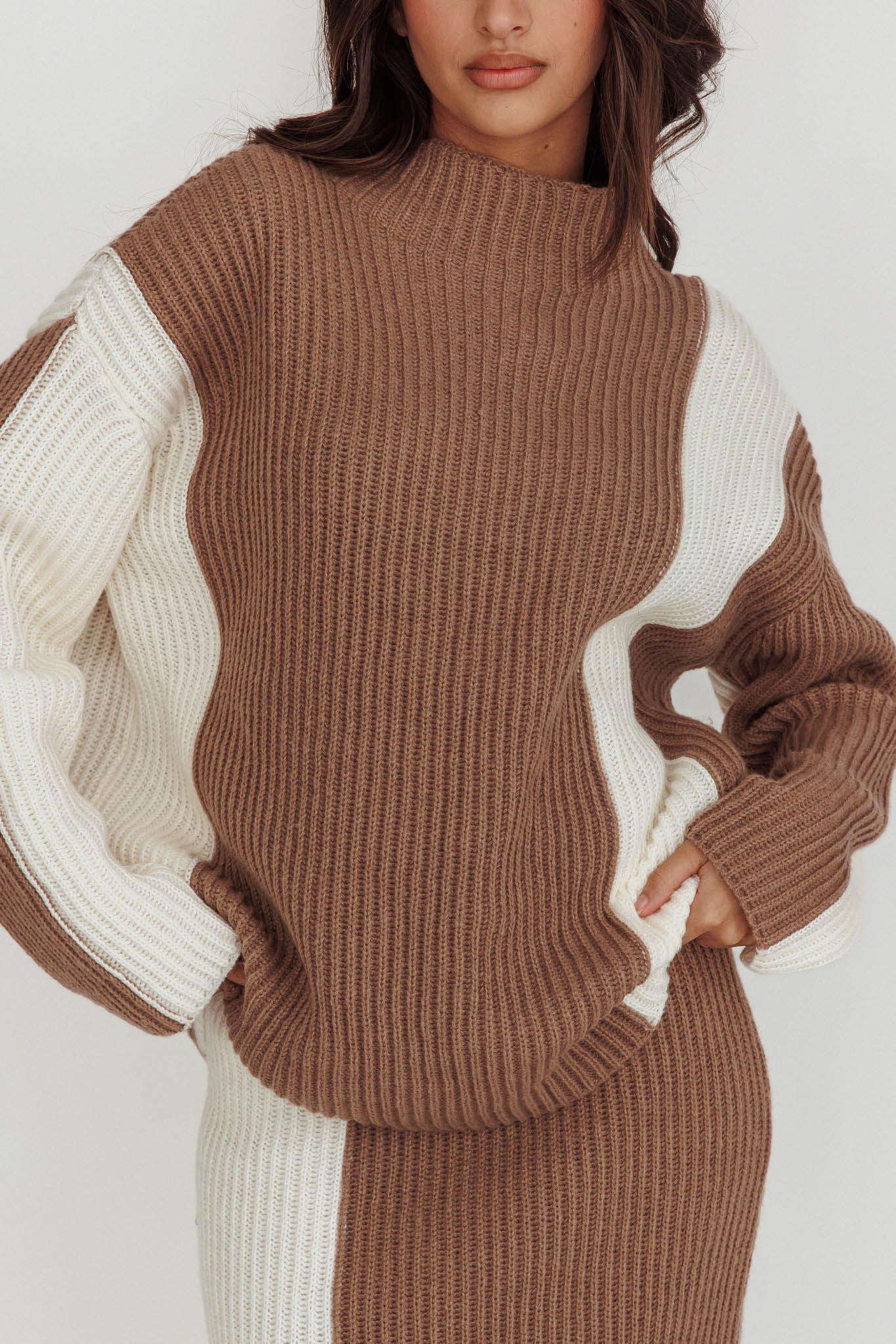 Eos Ribbed Mock Neck Knit Jumper Mocha Cream-Maymioy
