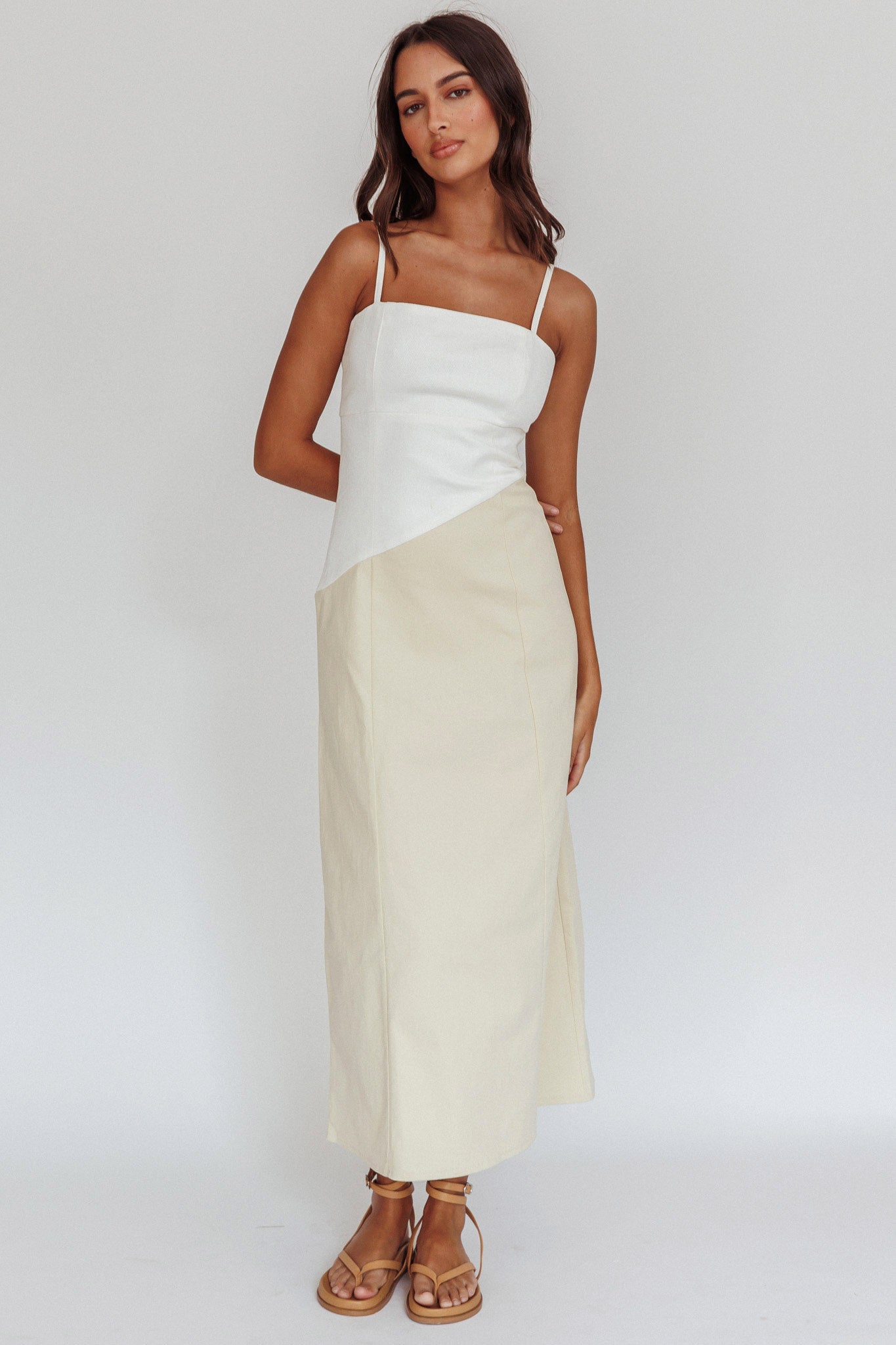 Irelia Contrast Maxi Dress White-Maymioy