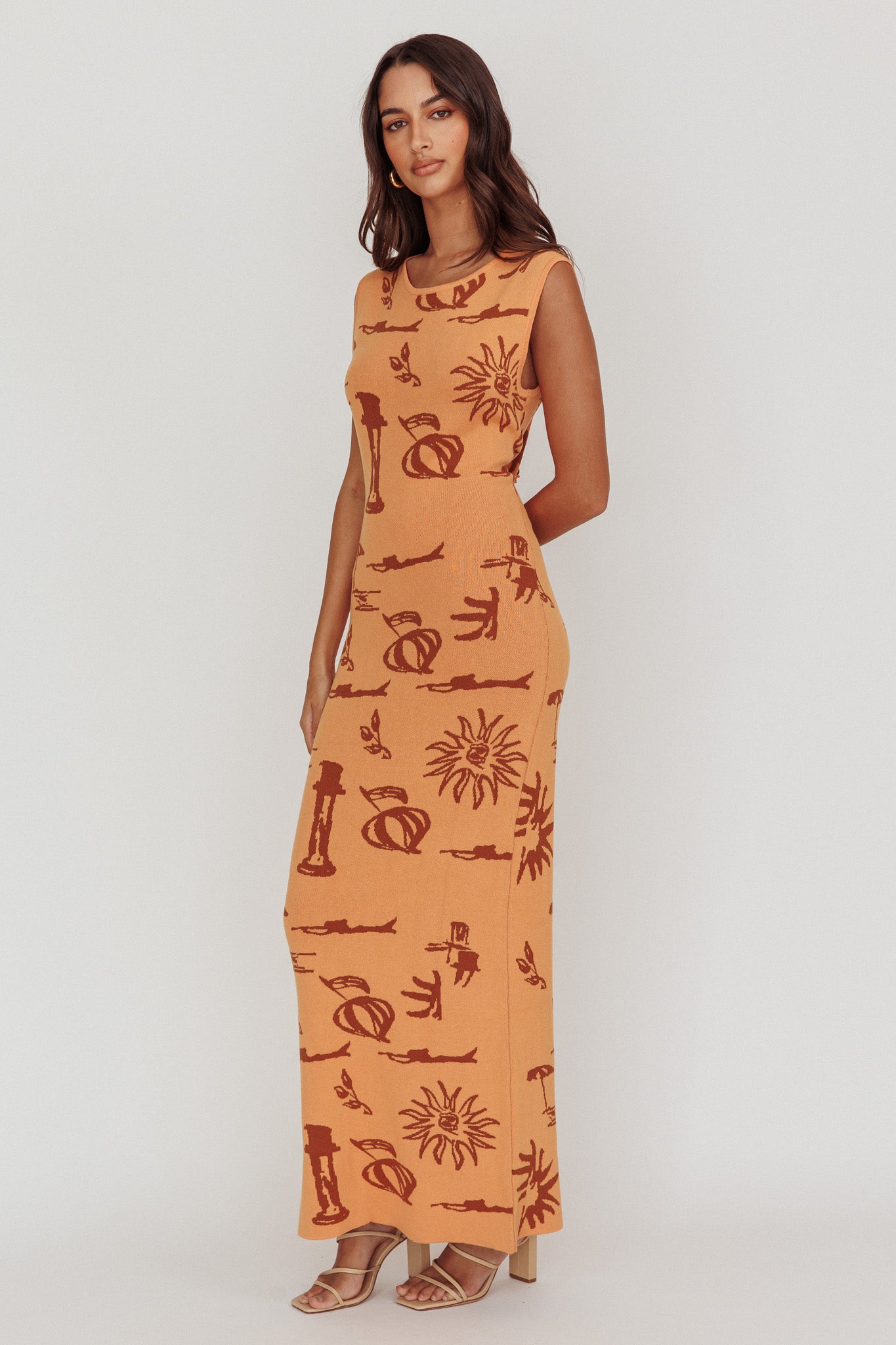 Irene Column Silhouette Maxi Dress Apricot-Maymioy