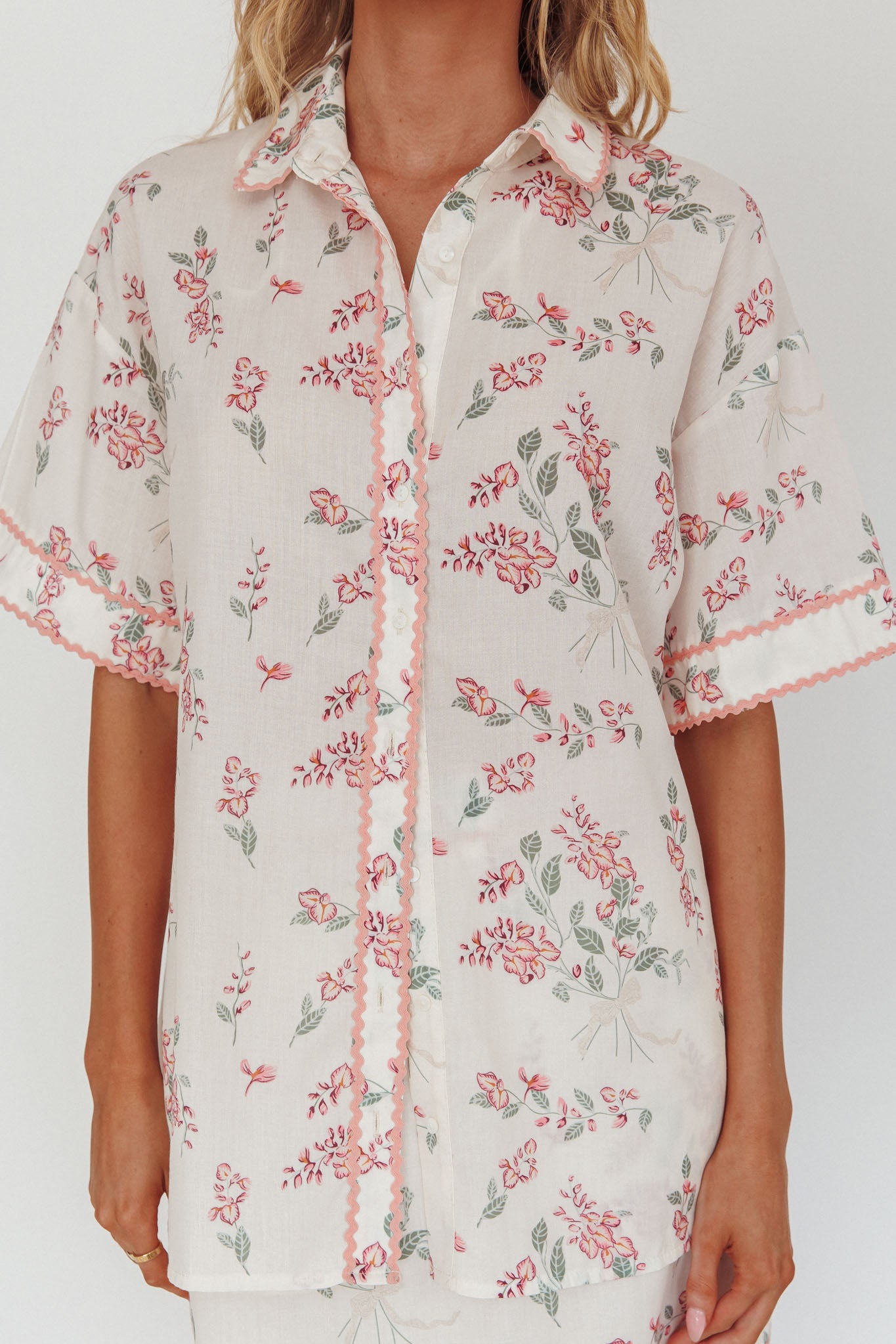 Catherina Ric-Rac Trim Button-Up Shirt Floral Pink-Maymioy
