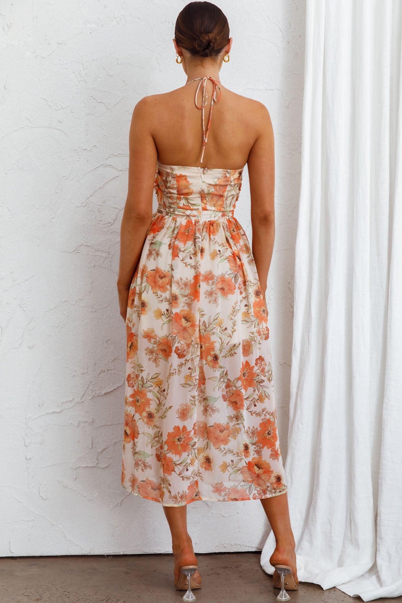 Los Feliz Tied Bust Halterneck Midi Dress Floral Beige-Maymioy