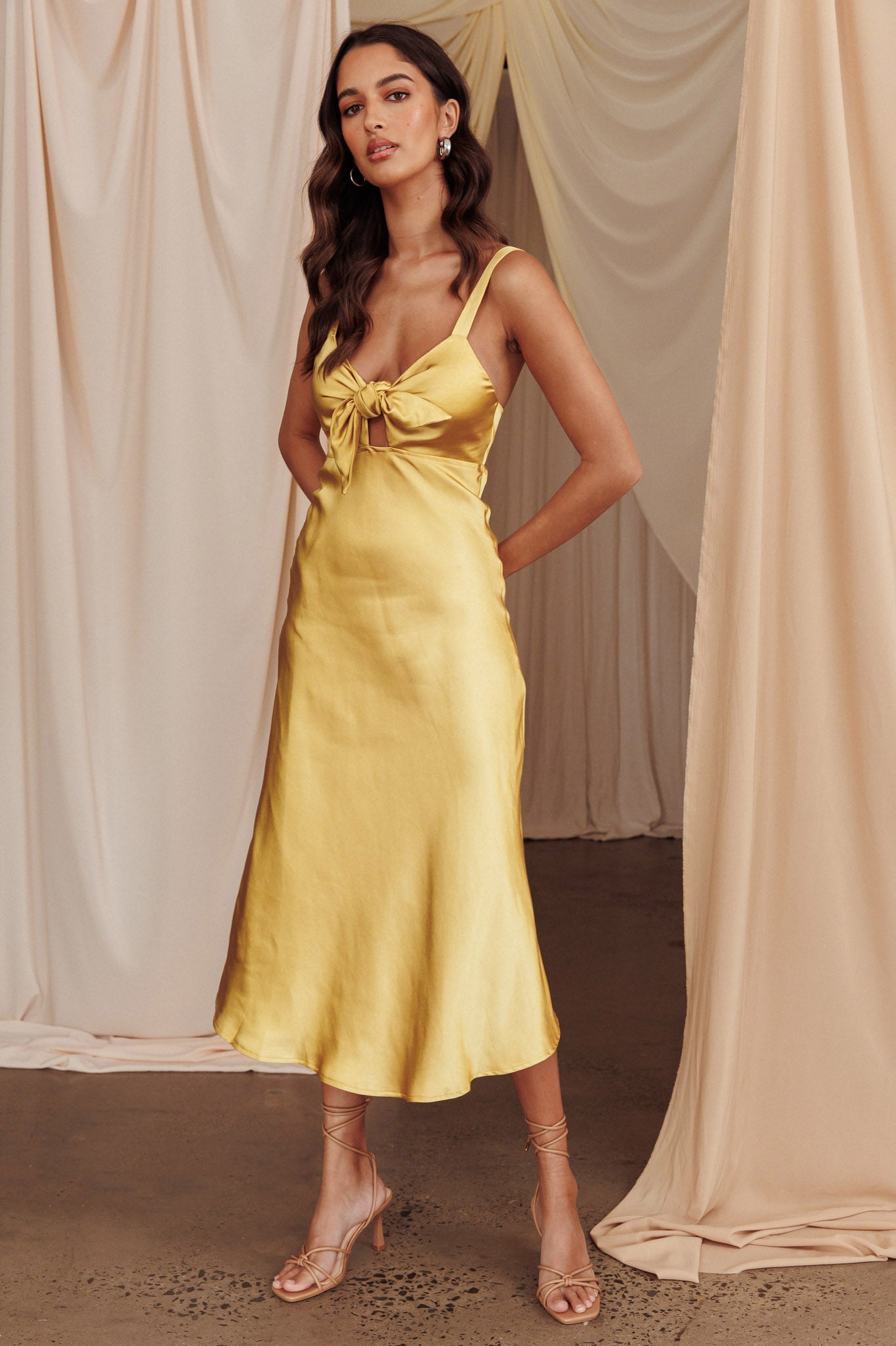 Perfect Day Satin Midi Dress Mustard-Maymioy