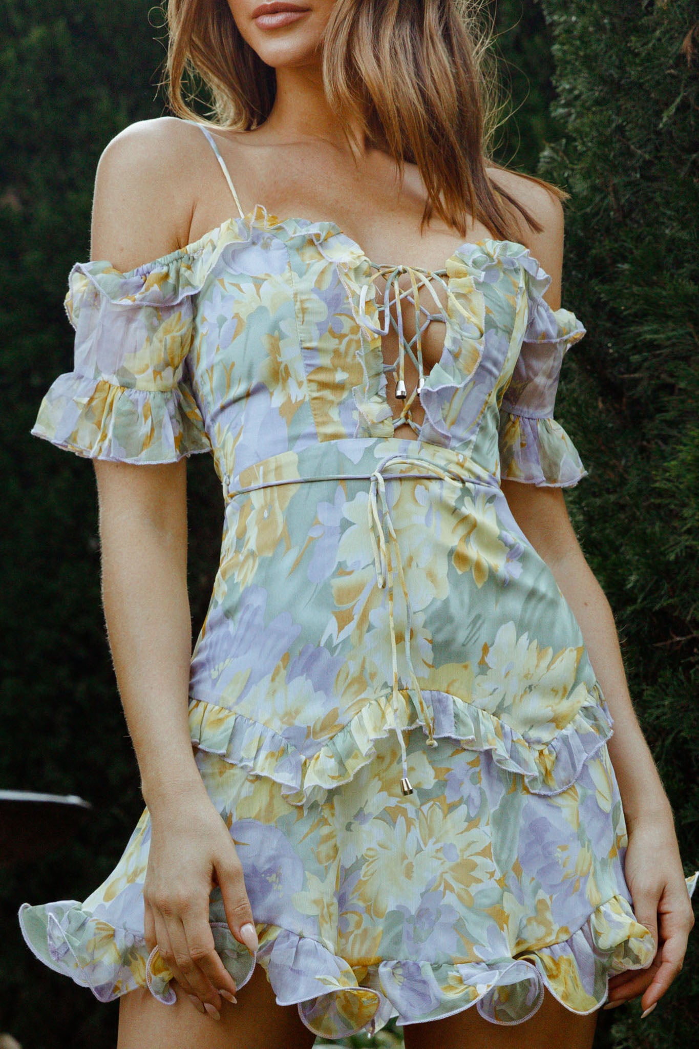 Maranda Bardot Lace-Up Bust Dress Floral Print Yellow-Maymioy