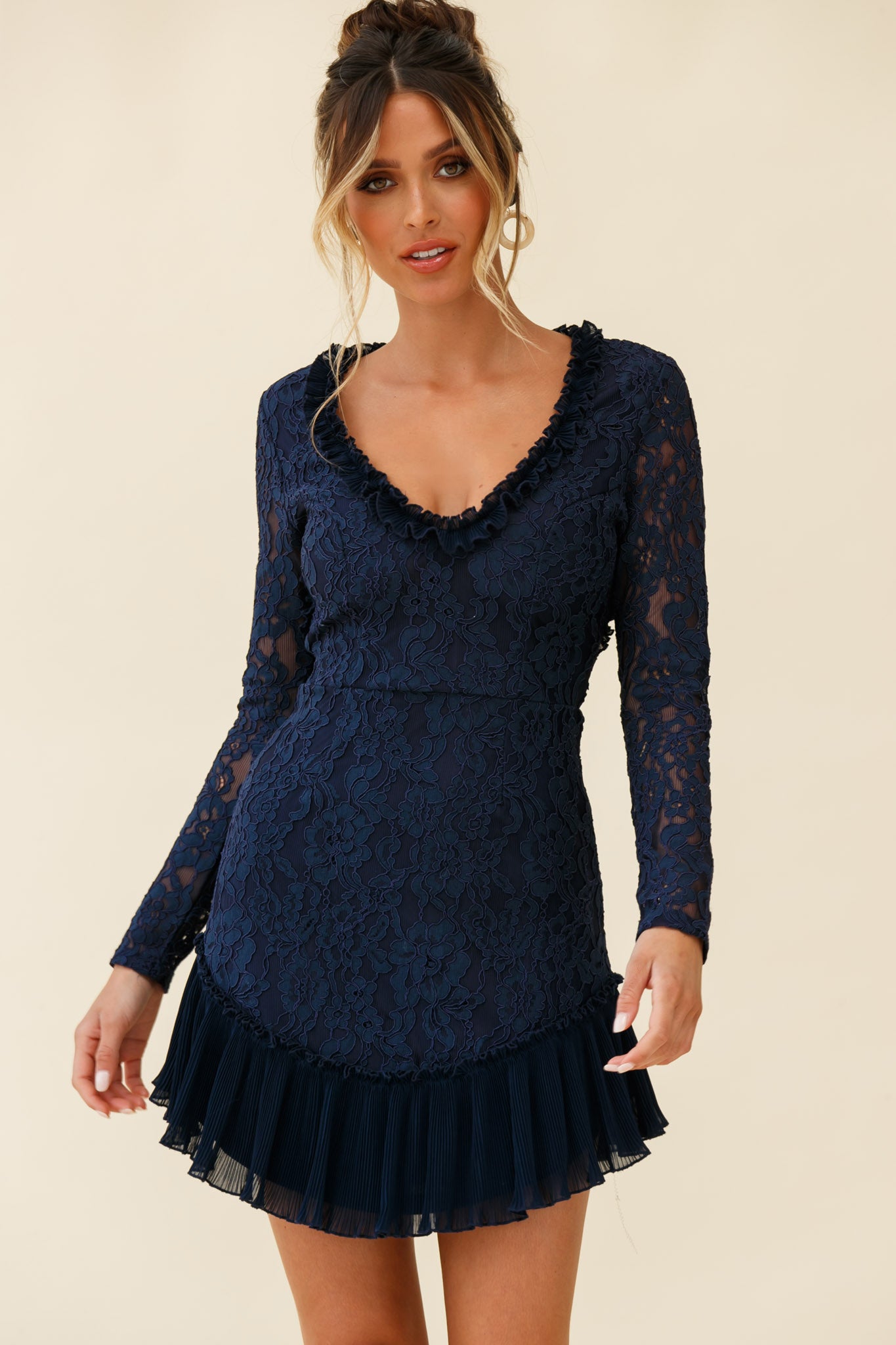 Isabella Long Sleeve Open Back Lace Dress Navy-Maymioy