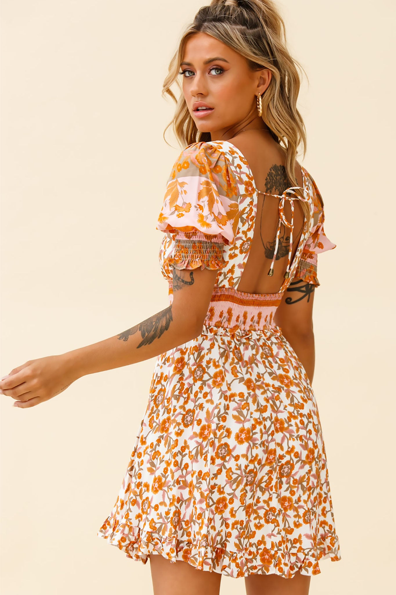 Summer In Paris Puff Sleeve Open Back Dress Floral Print White/Pink-Maymioy