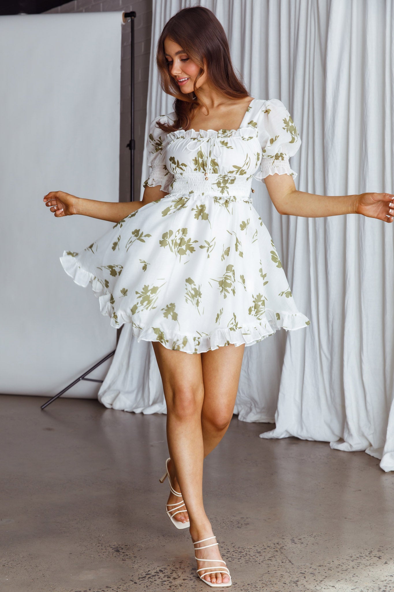 Summer In Paris Puff Sleeve Open Back Dress Floral Olive-Maymioy
