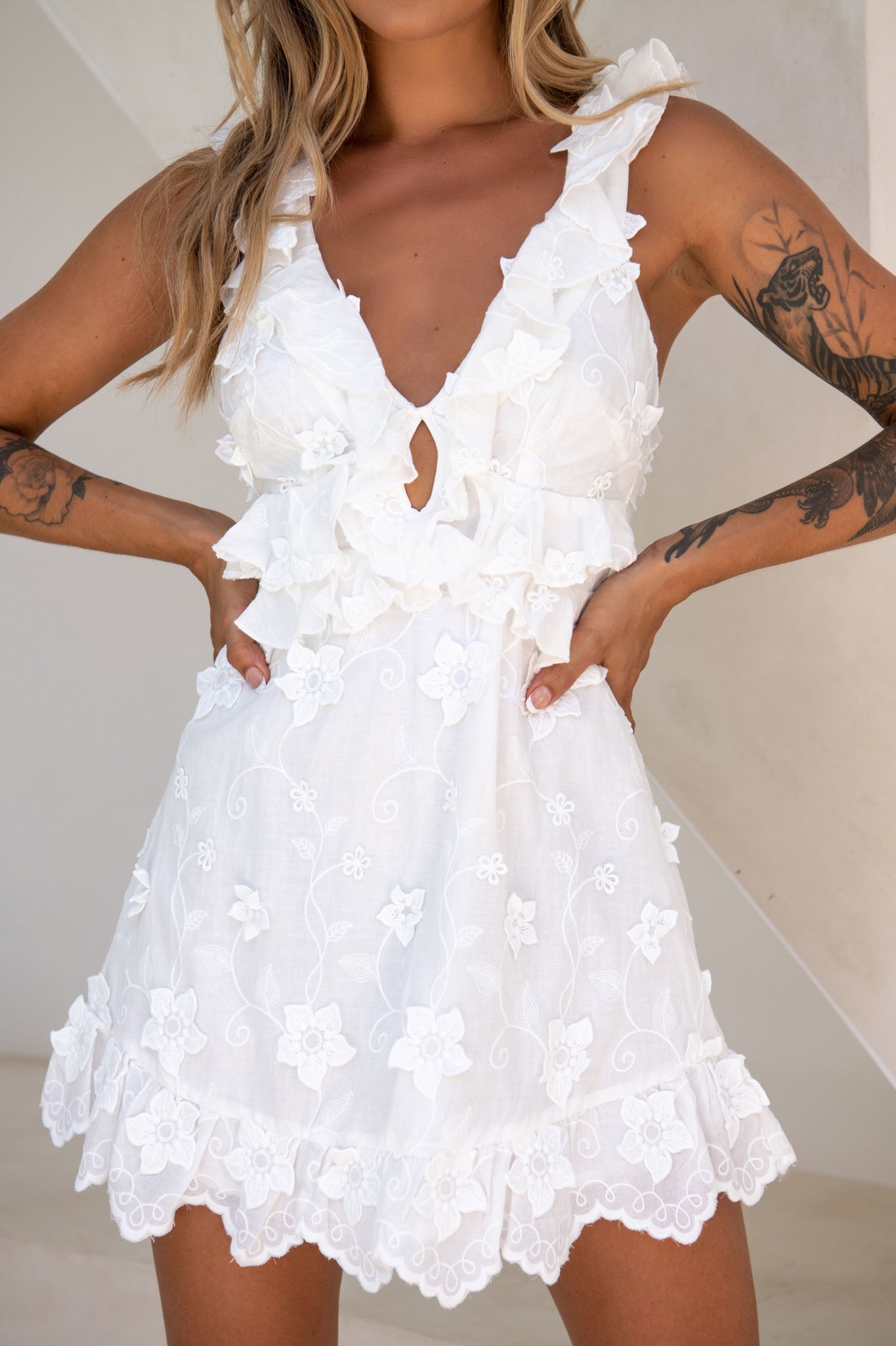 Day Star Floral Lace Embellished Open Back Dress White-Maymioy