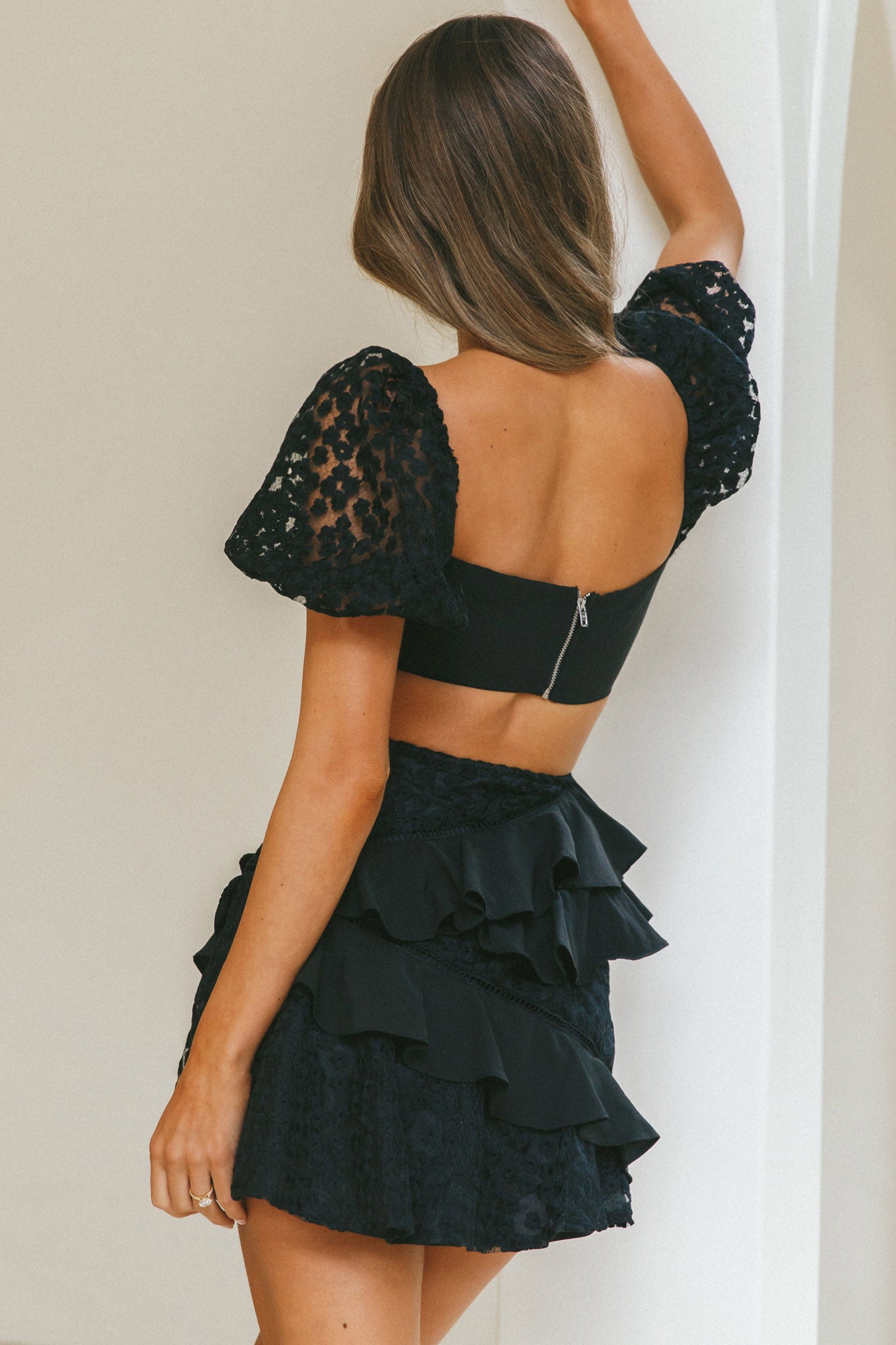 Taurus Floral Embroidery Puff Sleeve Dress Black-Maymioy
