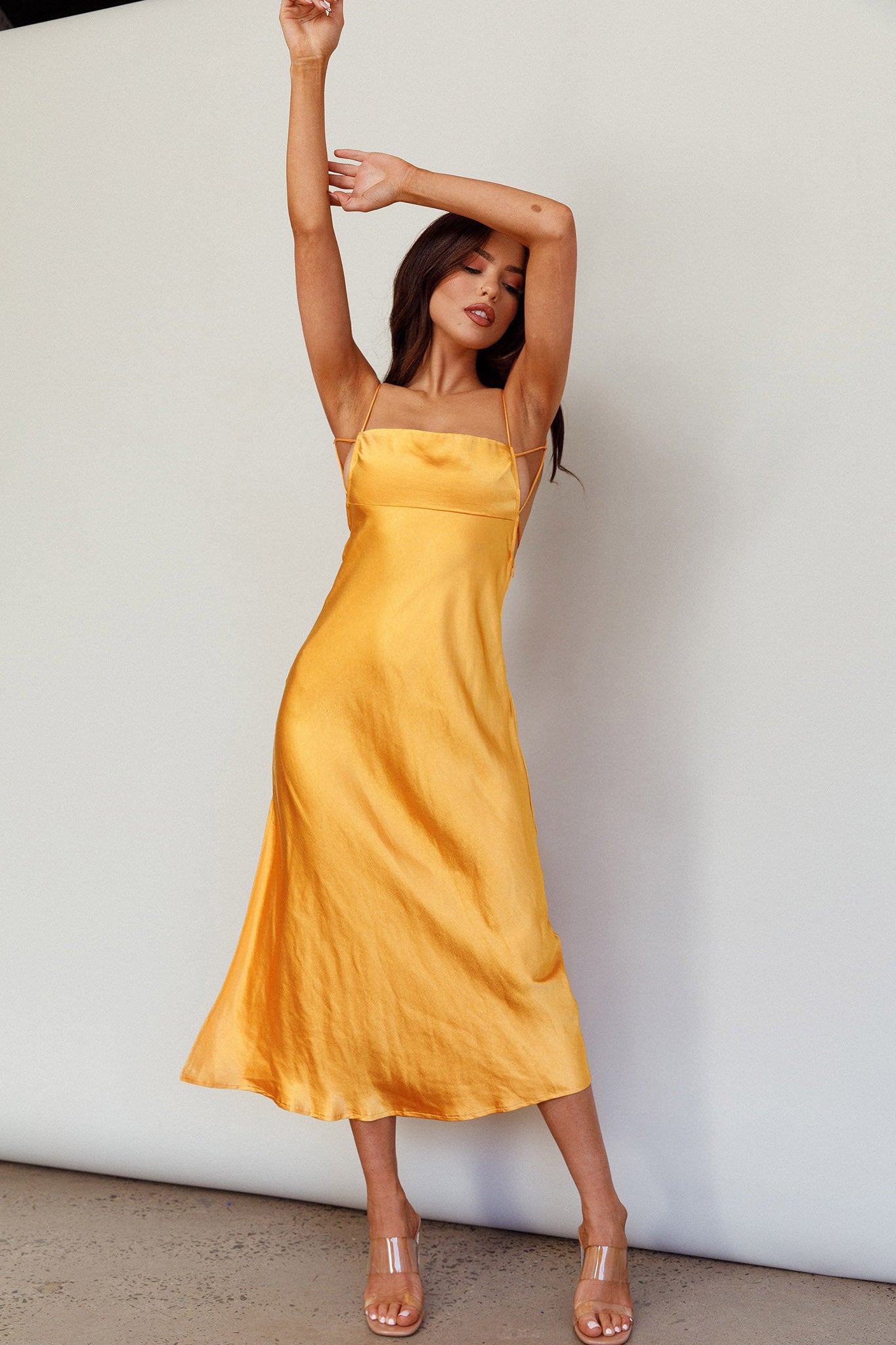 Dolce Life Low Back Midi Dress Orange-Maymioy