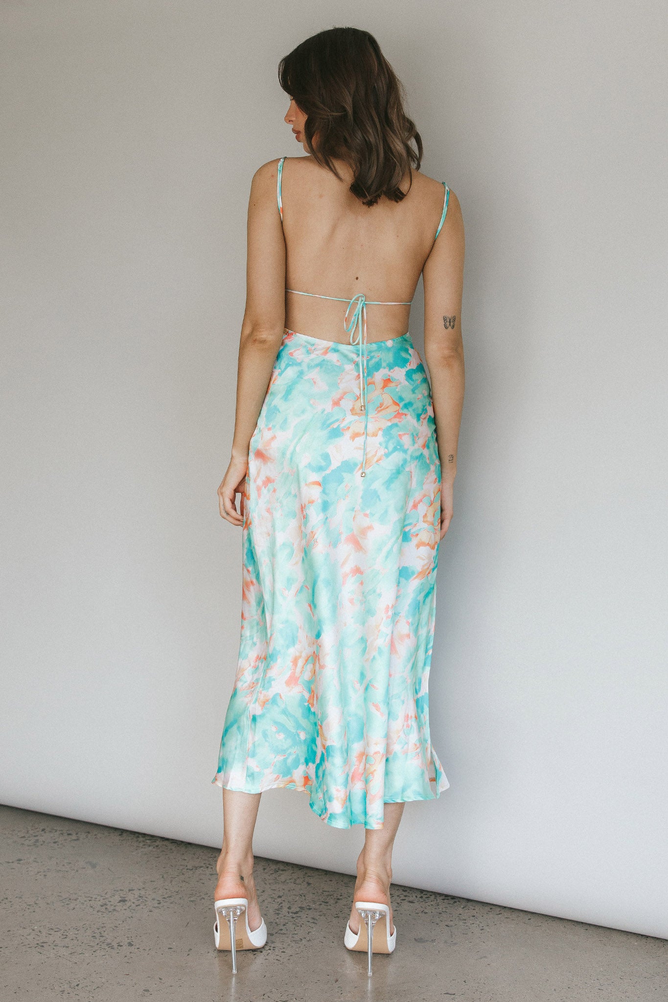 Dolce Life Low Back Midi Dress Floral Green-Maymioy