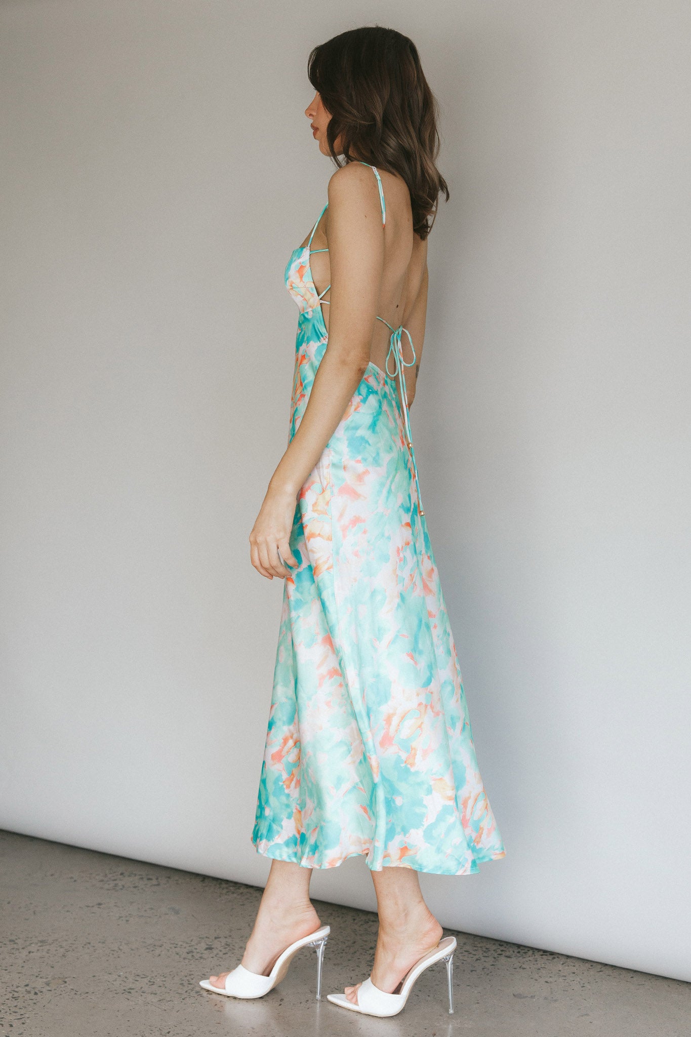 Dolce Life Low Back Midi Dress Floral Green-Maymioy