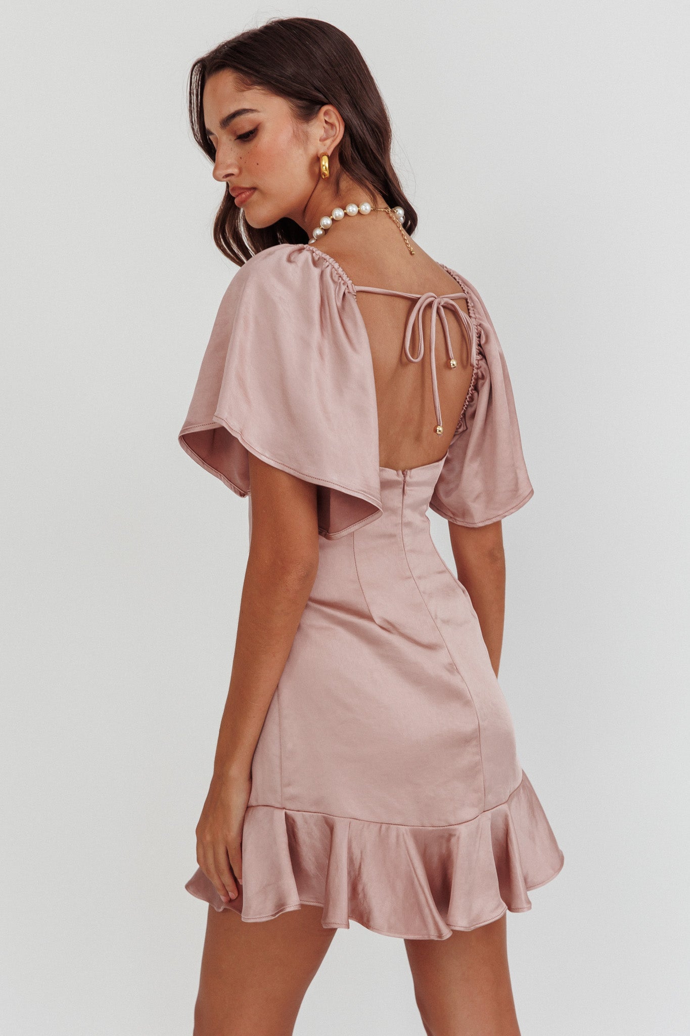Eyes On You Pleated Bust Angel Sleeve Ruffle Hem Dress Blush-Maymioy