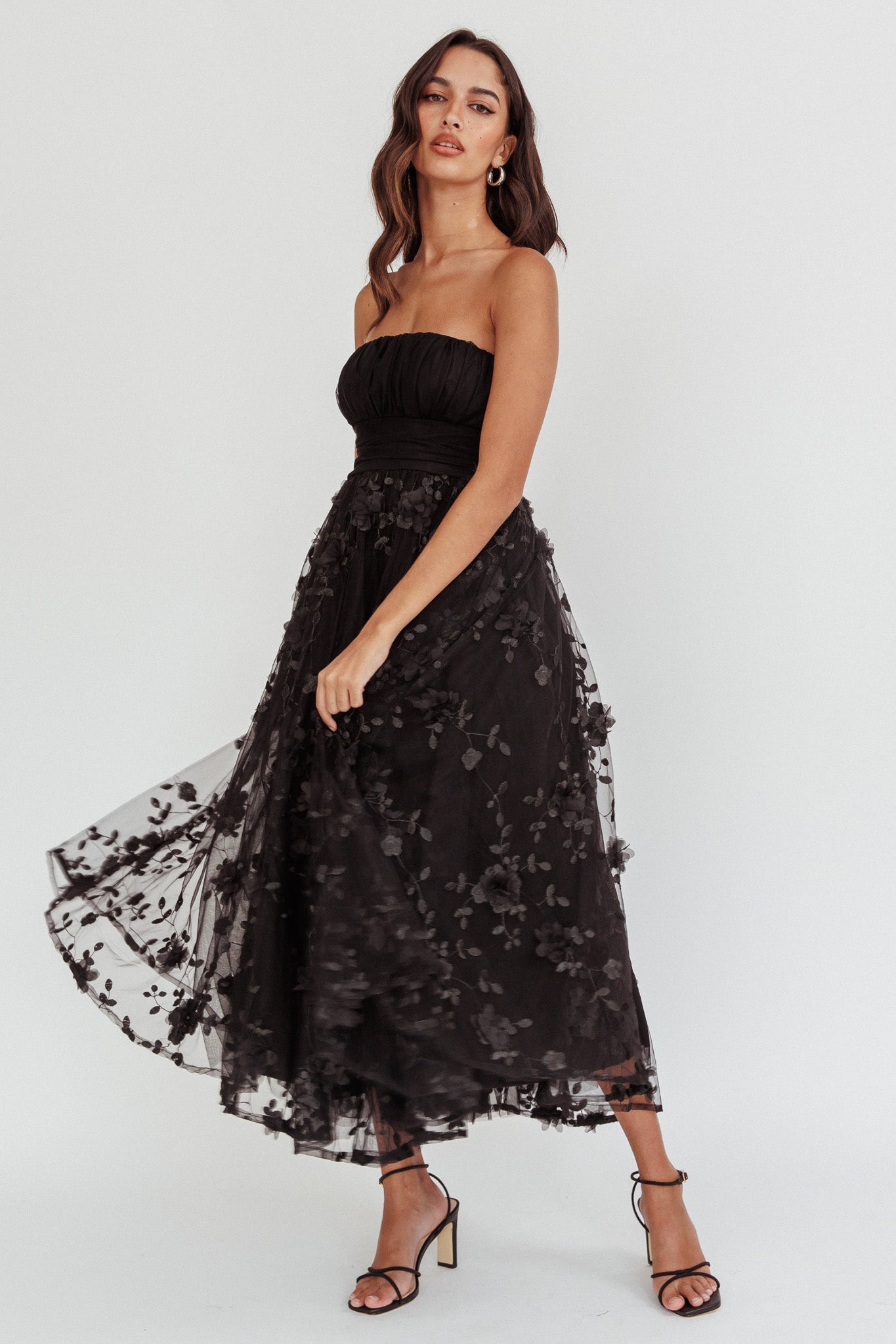 Fayette Strapless Mesh Midi Dress Embellished Black-Maymioy