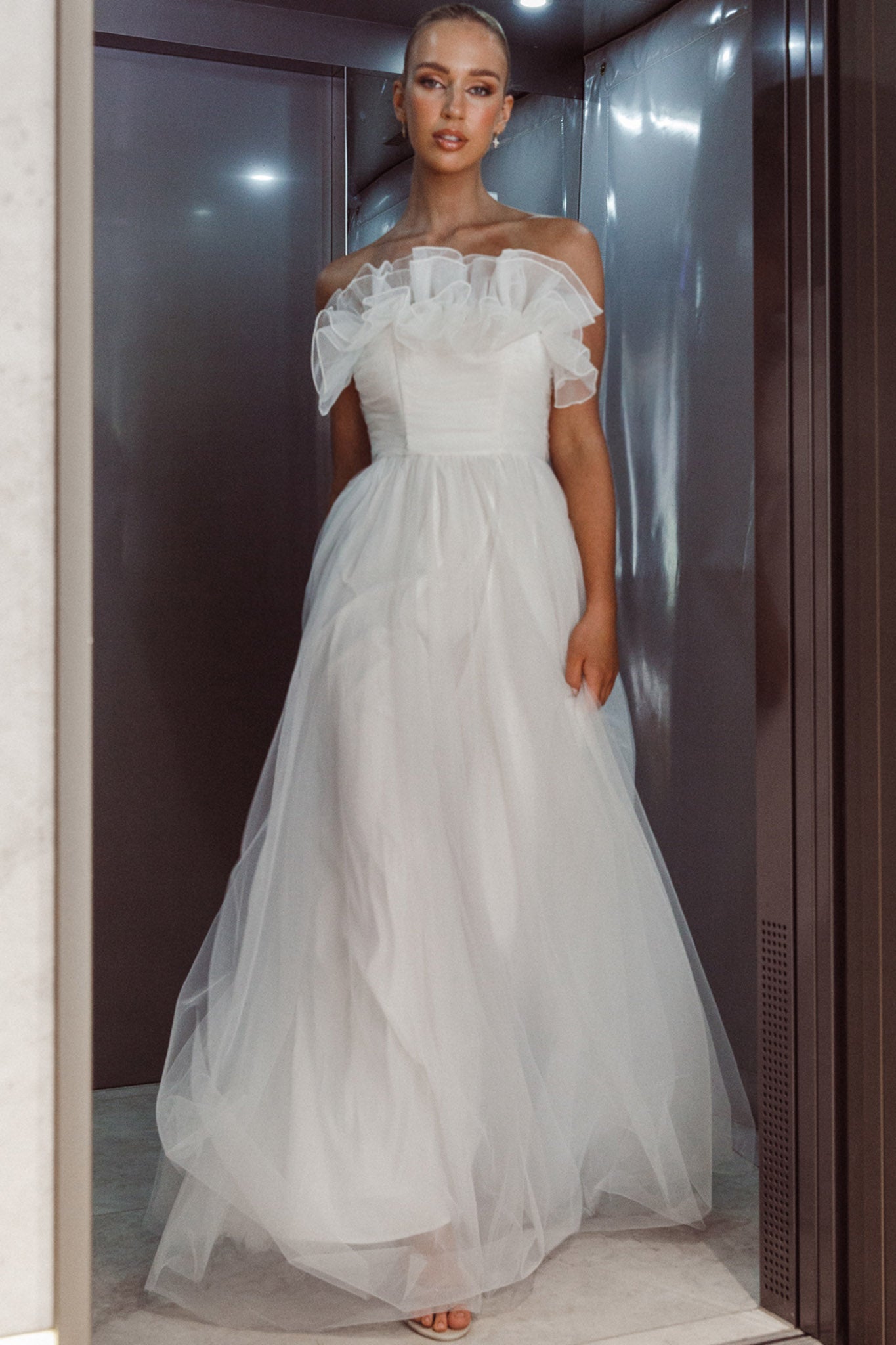 Marietha Organza Frill Maxi Wedding Dress White-Maymioy