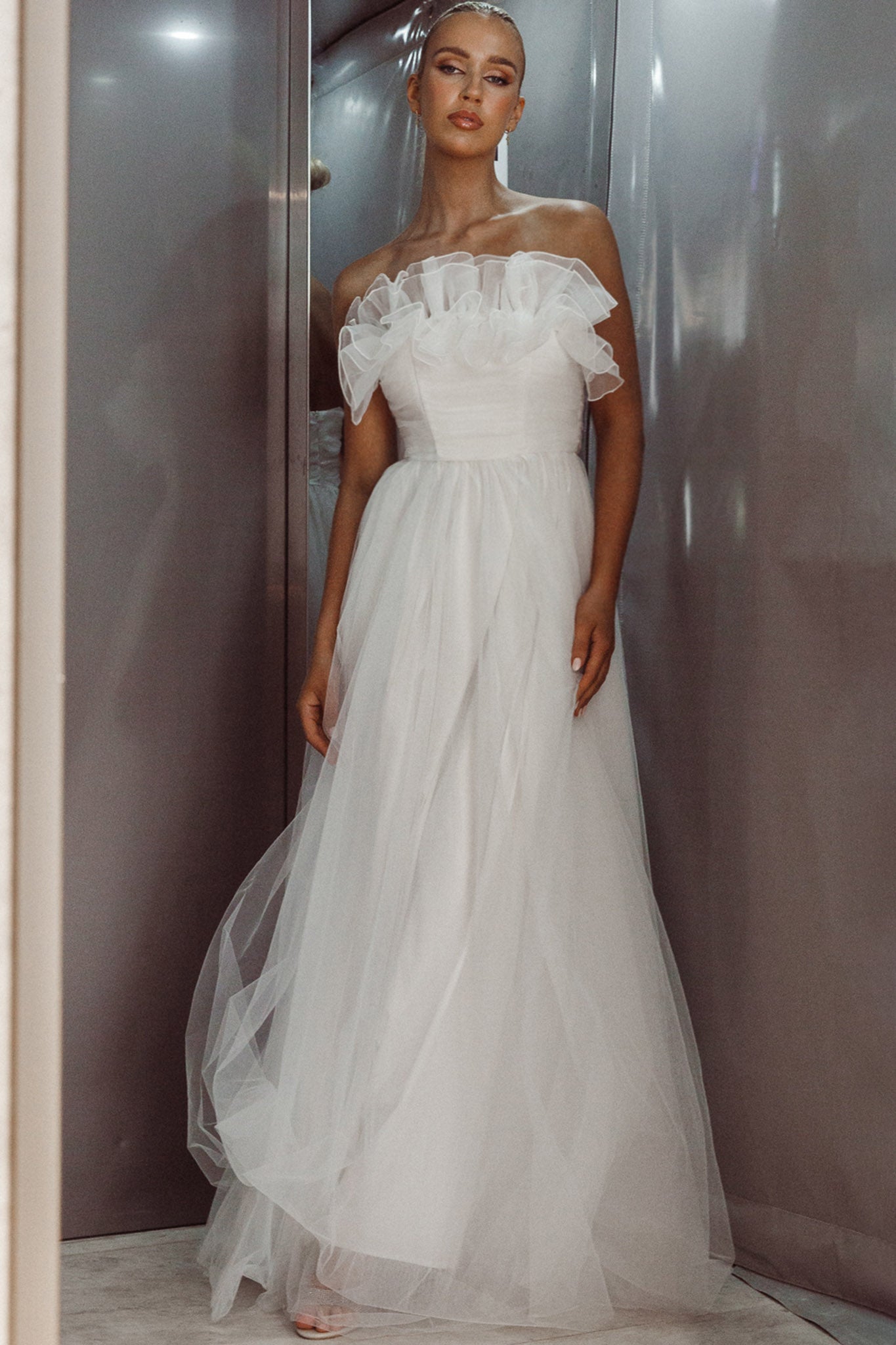 Marietha Organza Frill Maxi Wedding Dress White-Maymioy