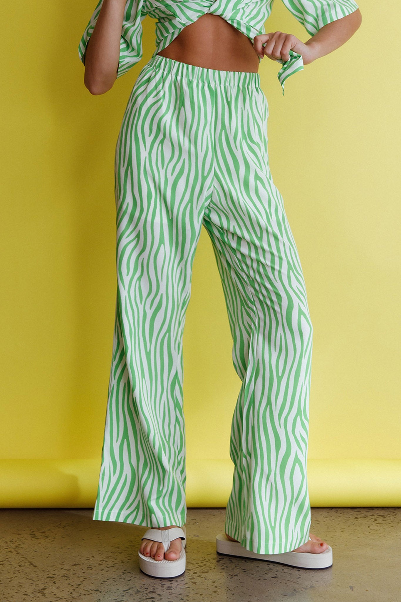Just A Hunch Pants Zebra Green-Maymioy