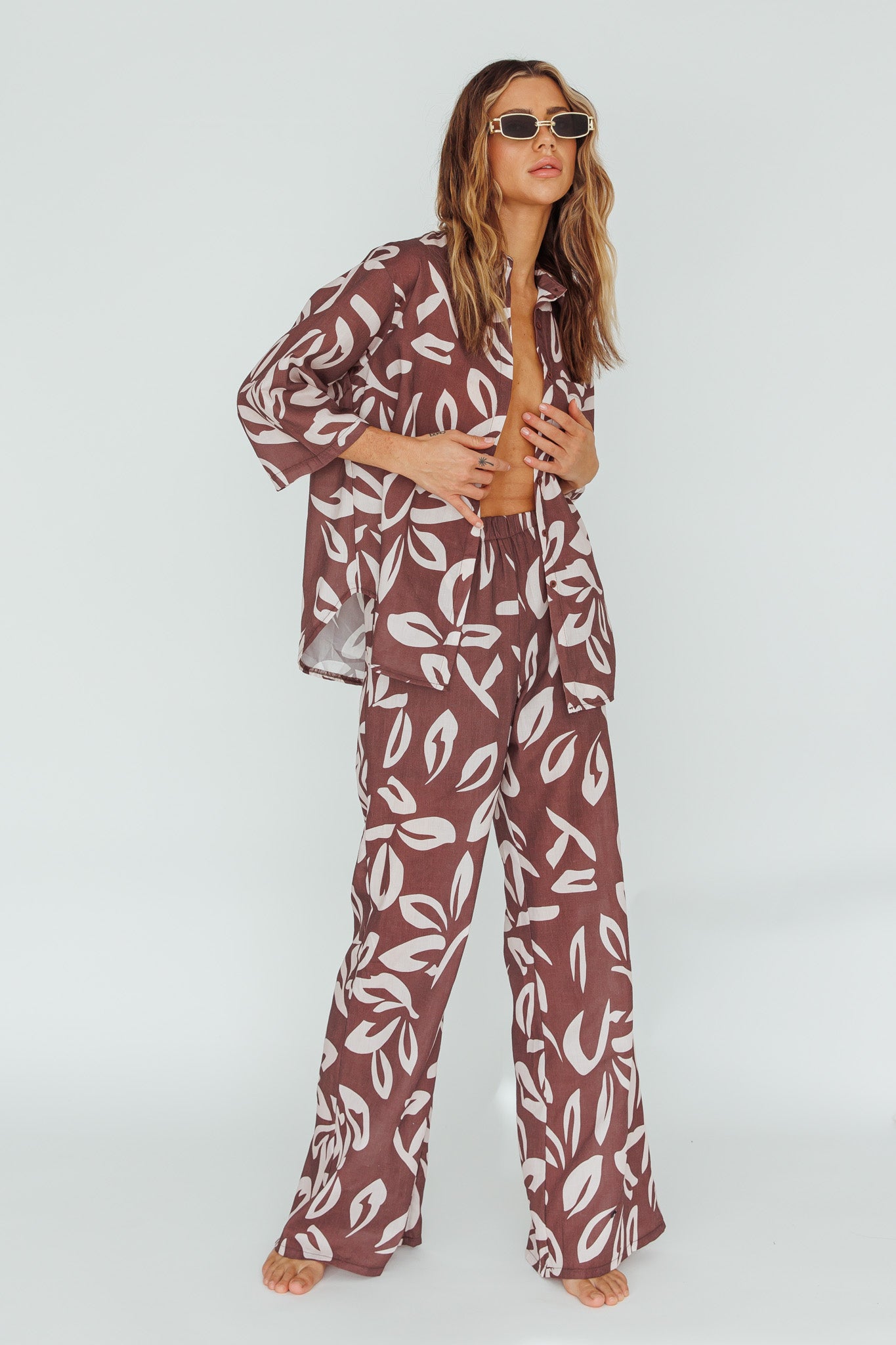Just A Hunch Pants Leaf Print Chocolate-Maymioy