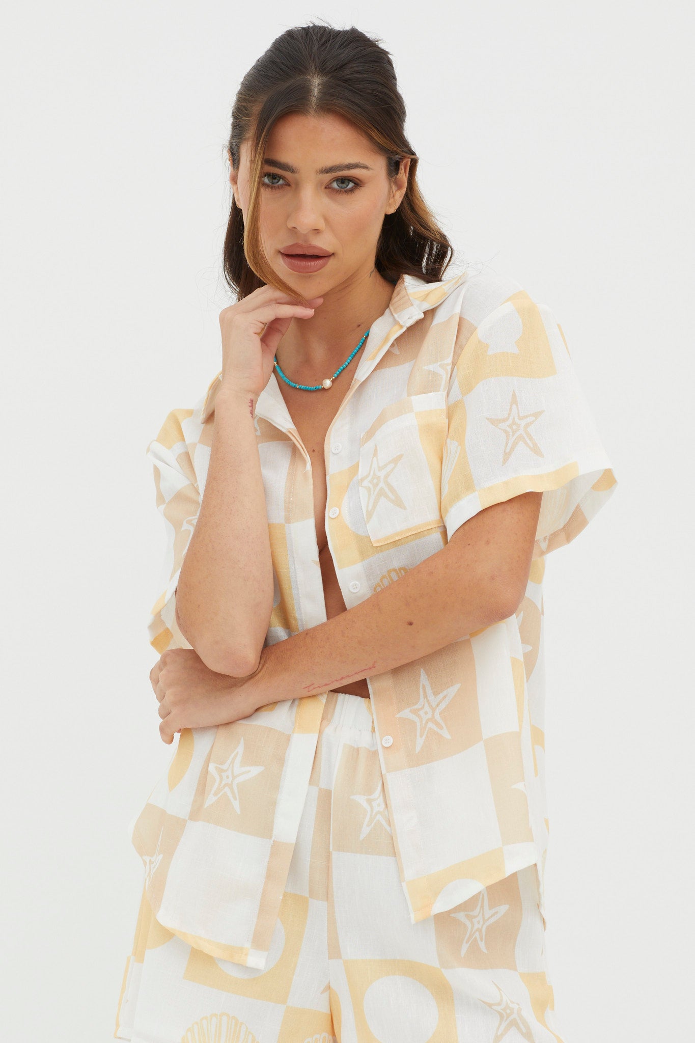 Just A Hunch Button Shirt Shell Print Yellow Multi-Maymioy