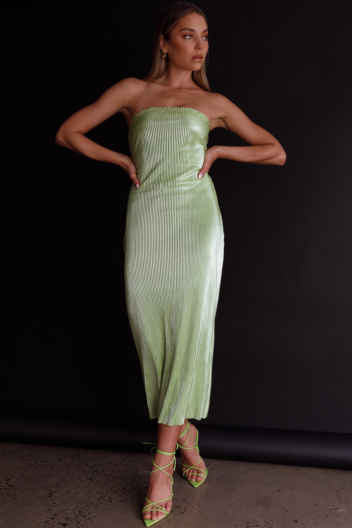 Shondra Accordion Pleat Tube Dress Lime-Maymioy