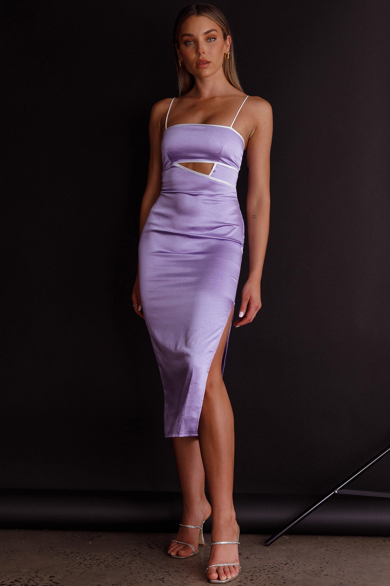 Laia Cut-Out Bodice Midi Dress Lilac-Maymioy