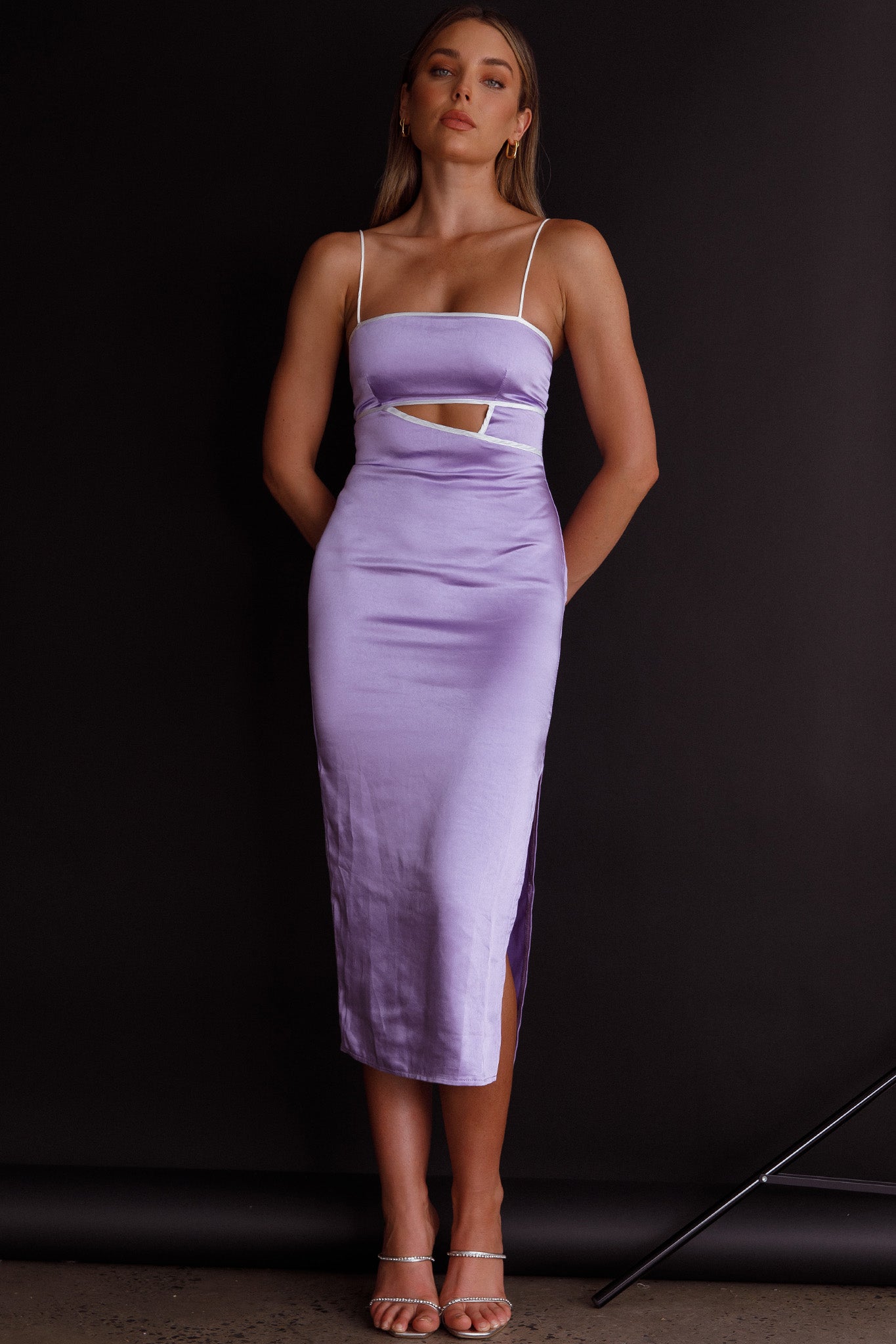 Laia Cut-Out Bodice Midi Dress Lilac-Maymioy