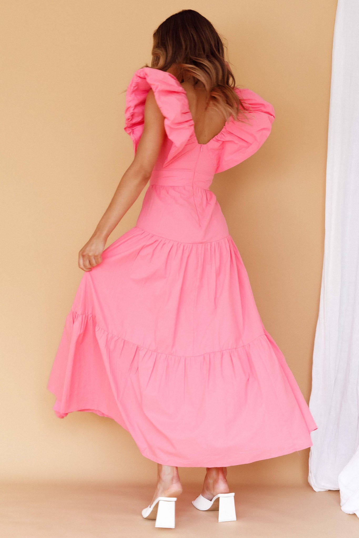 Kahlo Puffed Ruffle Neckline Maxi Dress Soft Pink-Maymioy