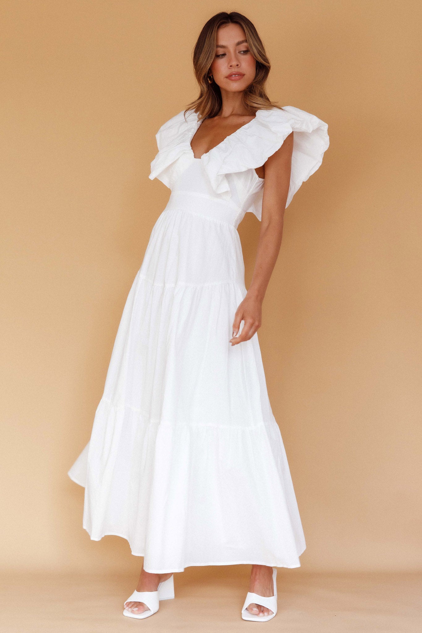 Kahlo Puffed Ruffle Neckline Maxi Dress White-Maymioy