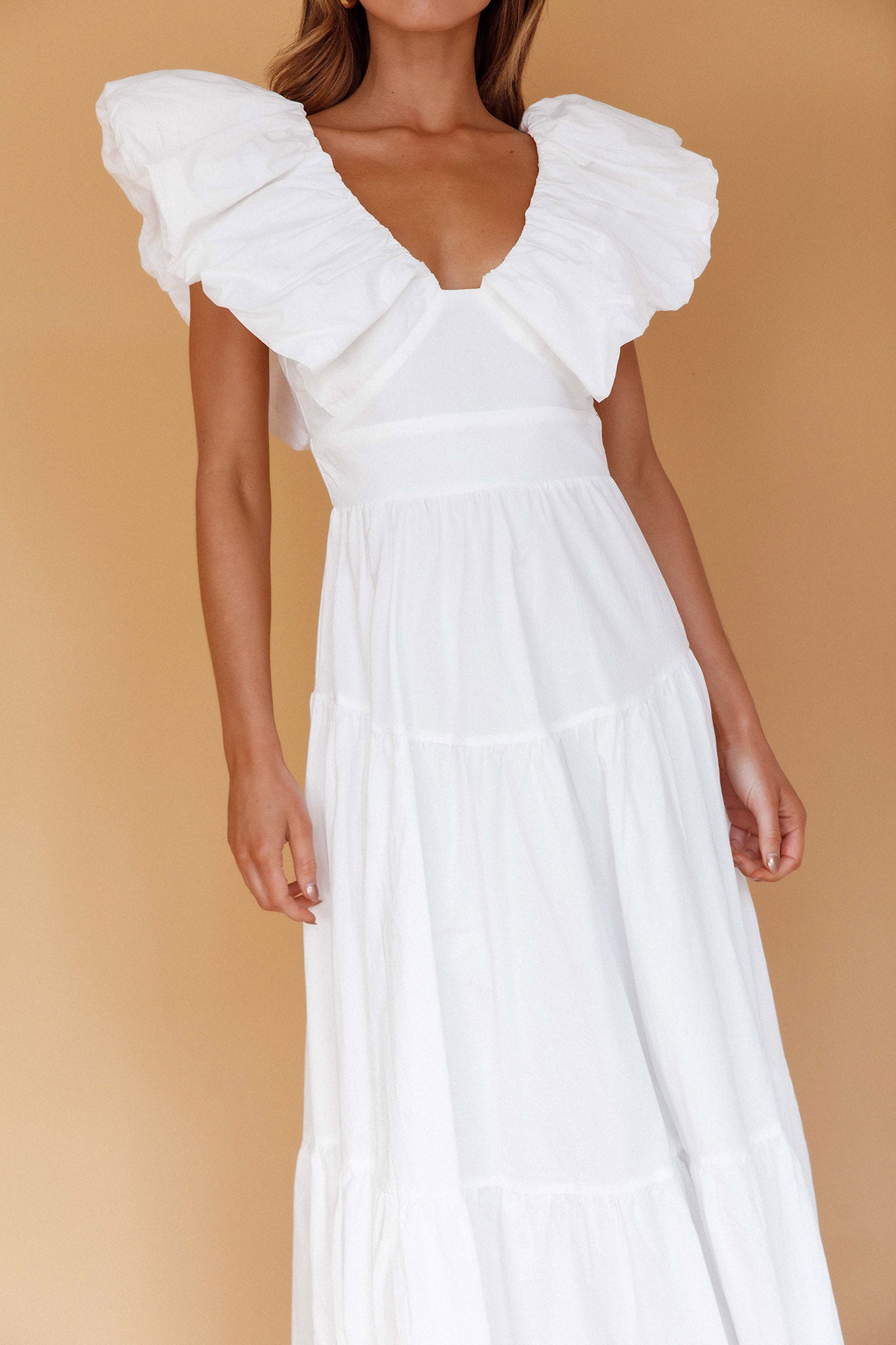 Kahlo Puffed Ruffle Neckline Maxi Dress White-Maymioy