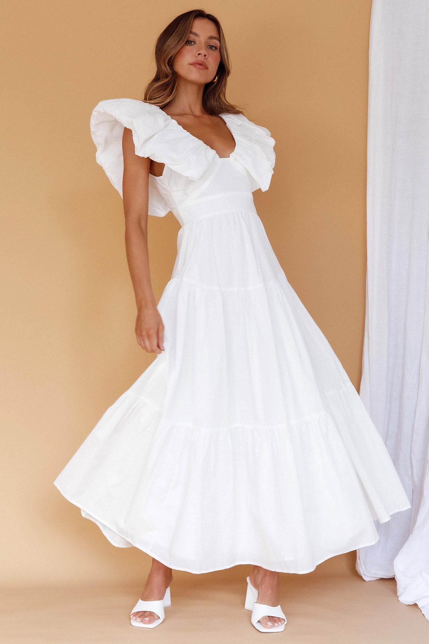 Kahlo Puffed Ruffle Neckline Maxi Dress White-Maymioy