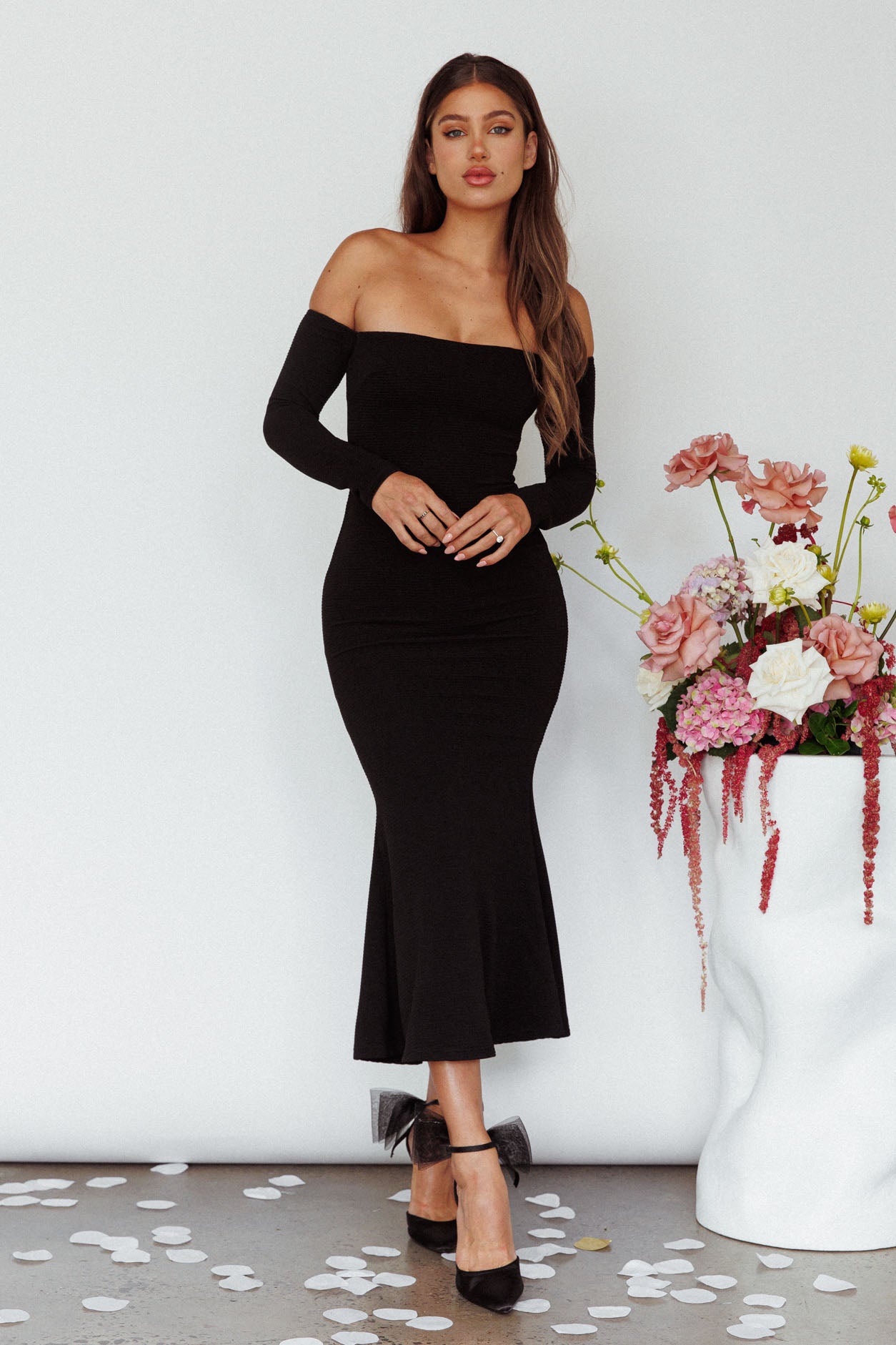 Speakeasy Off-Shoulder Maxi Dress Black-Maymioy