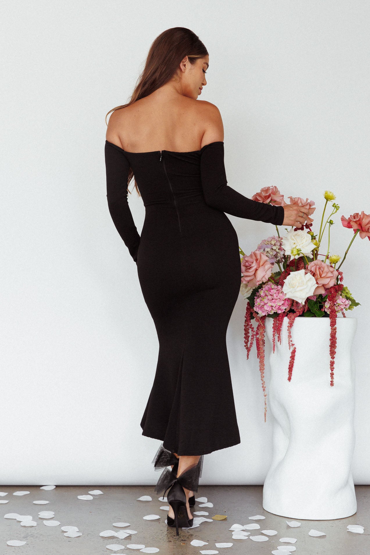 Speakeasy Off-Shoulder Maxi Dress Black-Maymioy