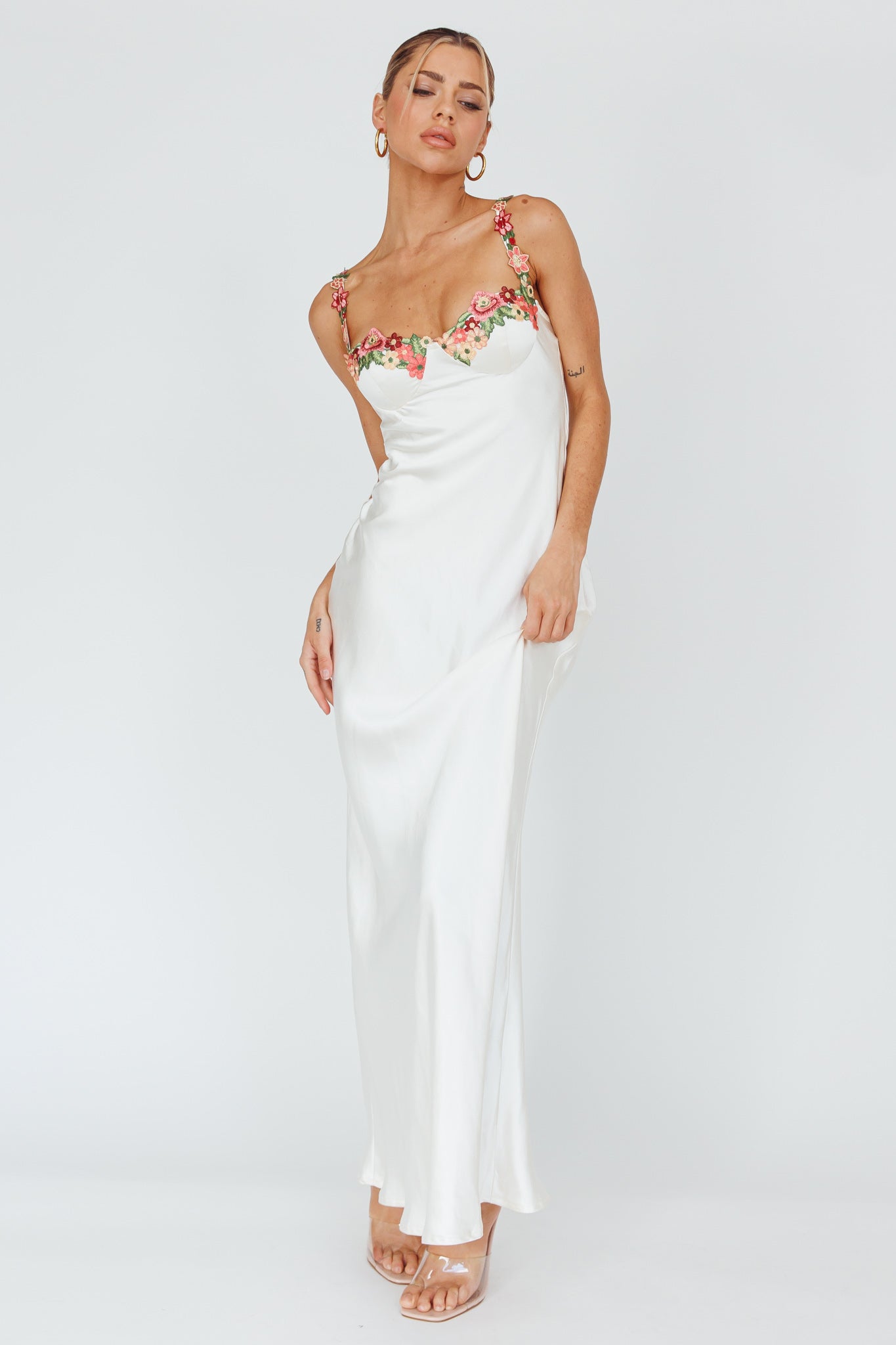 Rose Garden Floral Applique Midi Dress Oyster-Maymioy