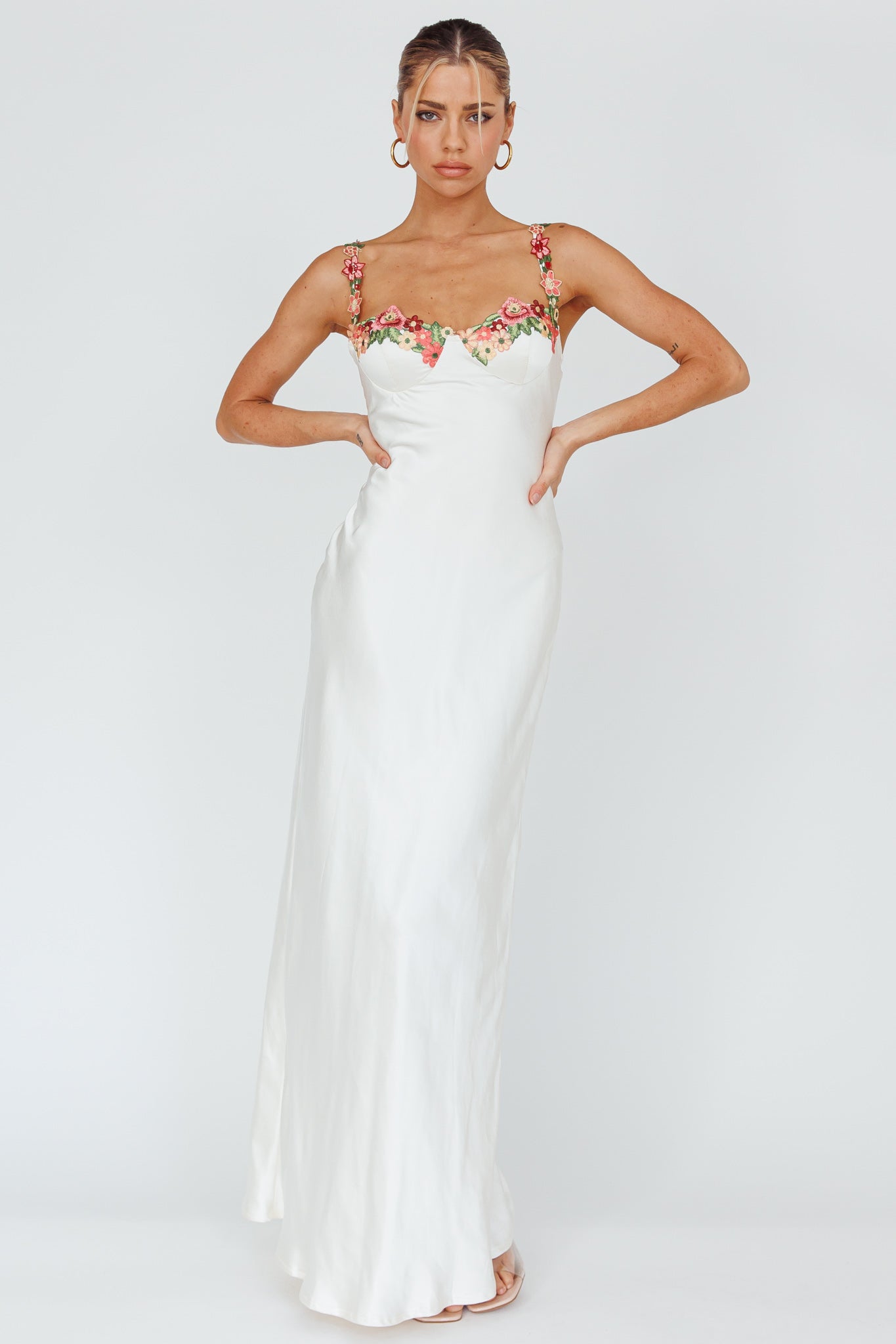 Rose Garden Floral Applique Midi Dress Oyster-Maymioy