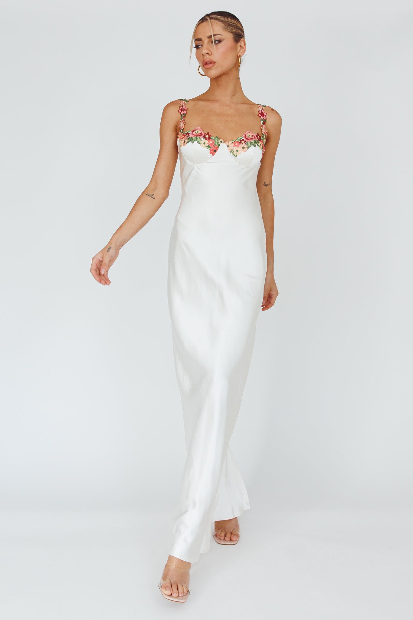 Rose Garden Floral Applique Midi Dress Oyster-Maymioy