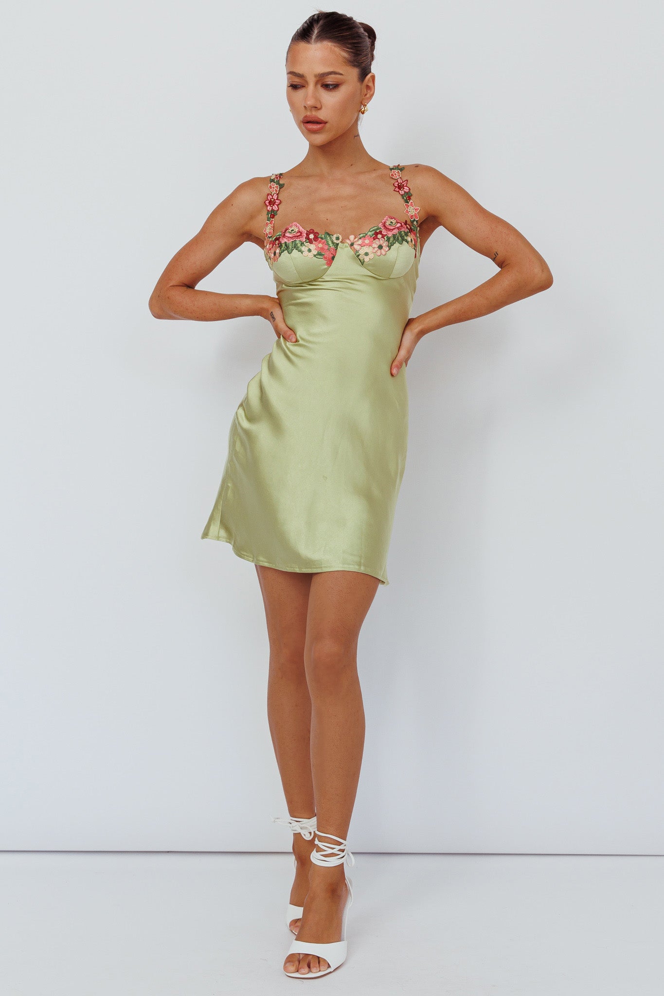 Rose Garden Floral Applique Mini Dress Lime-Maymioy