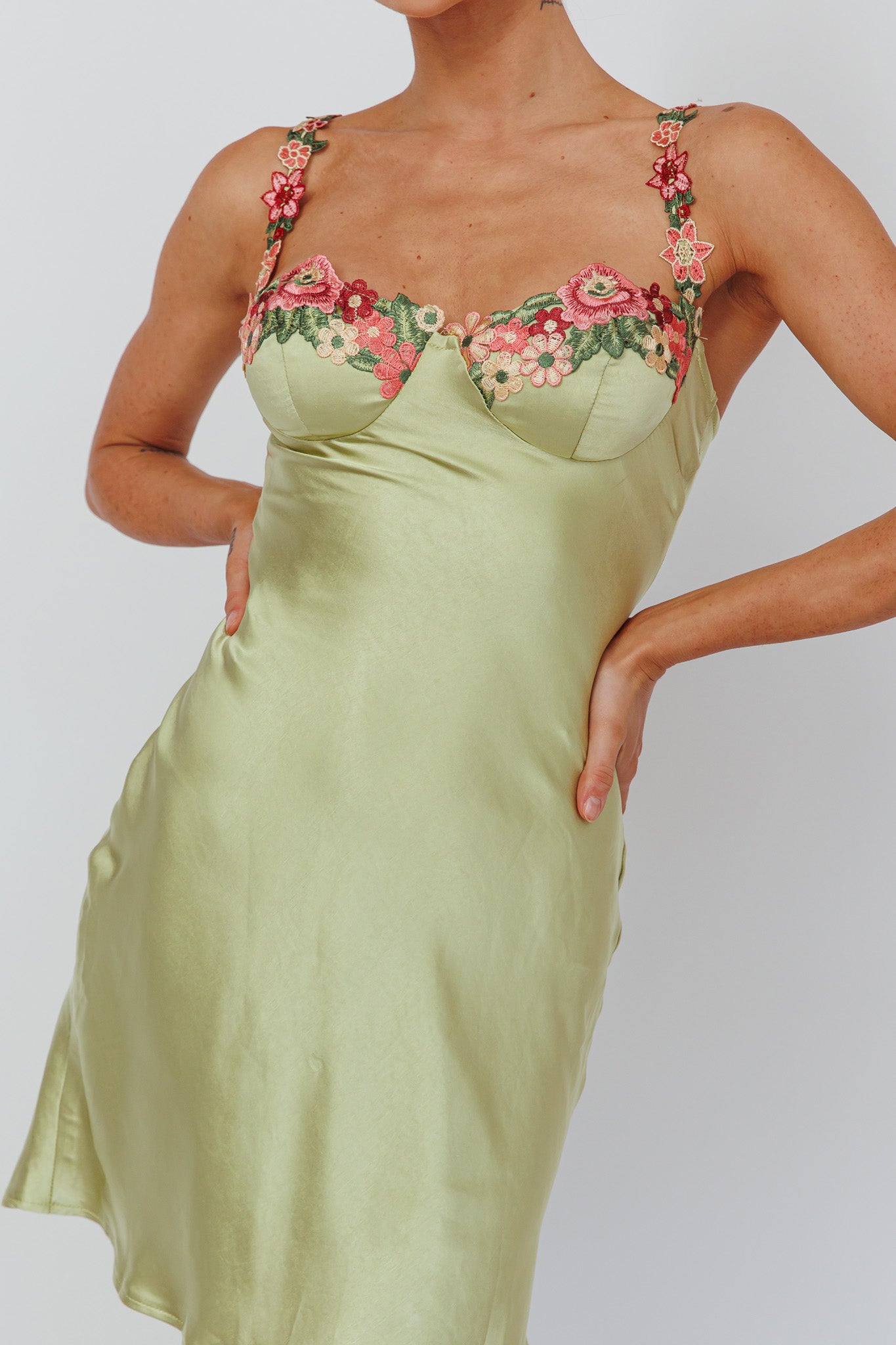 Rose Garden Floral Applique Mini Dress Lime-Maymioy