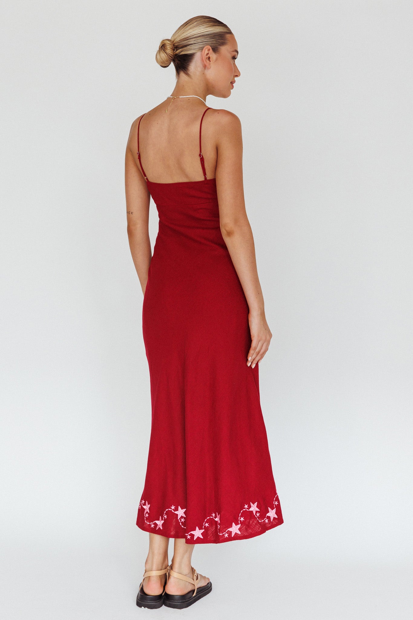 Star Garden Embroidered Midi Dress Wine-Maymioy