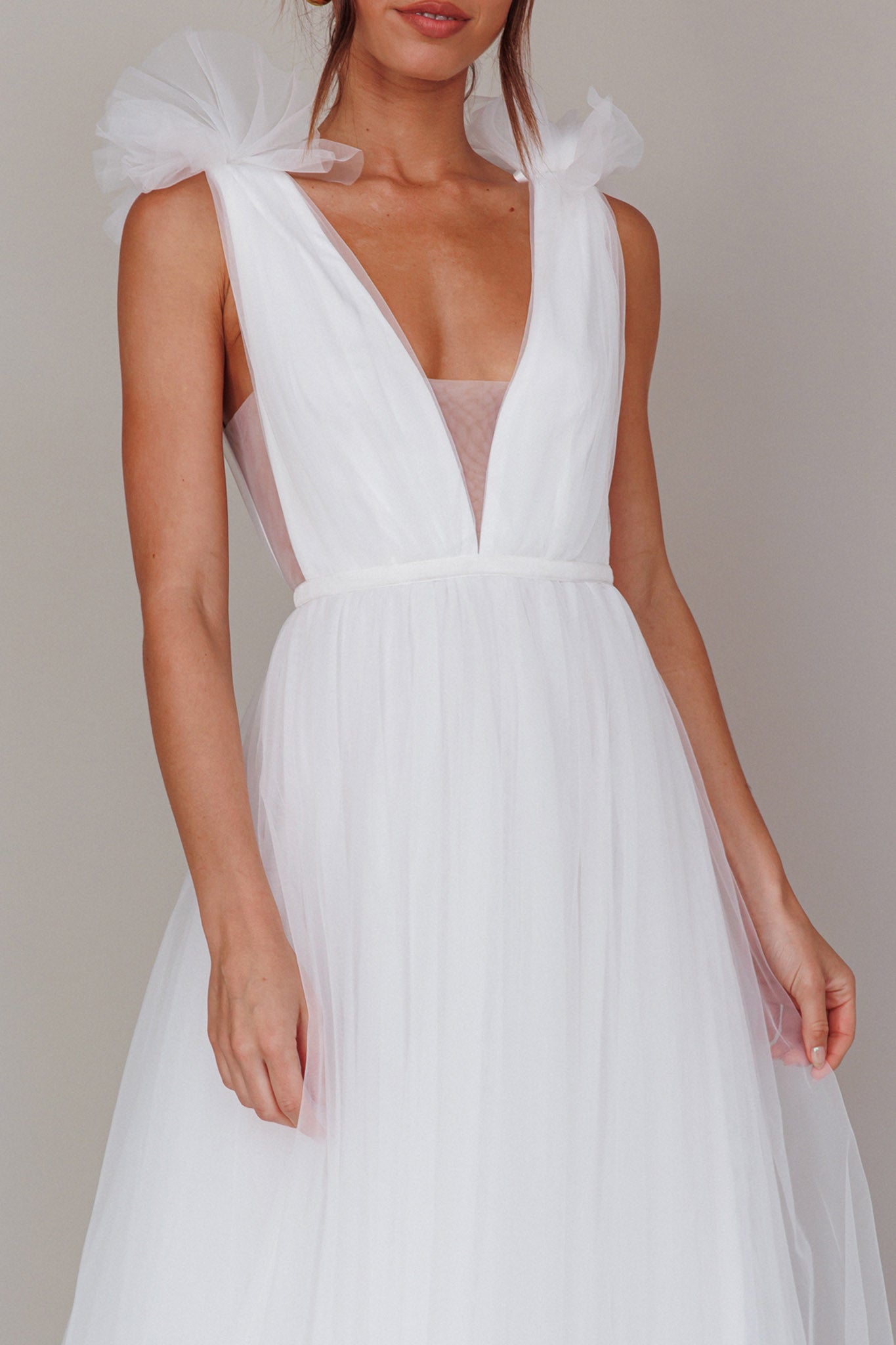 Regine Mesh Overlay Maxi Dress White-Maymioy